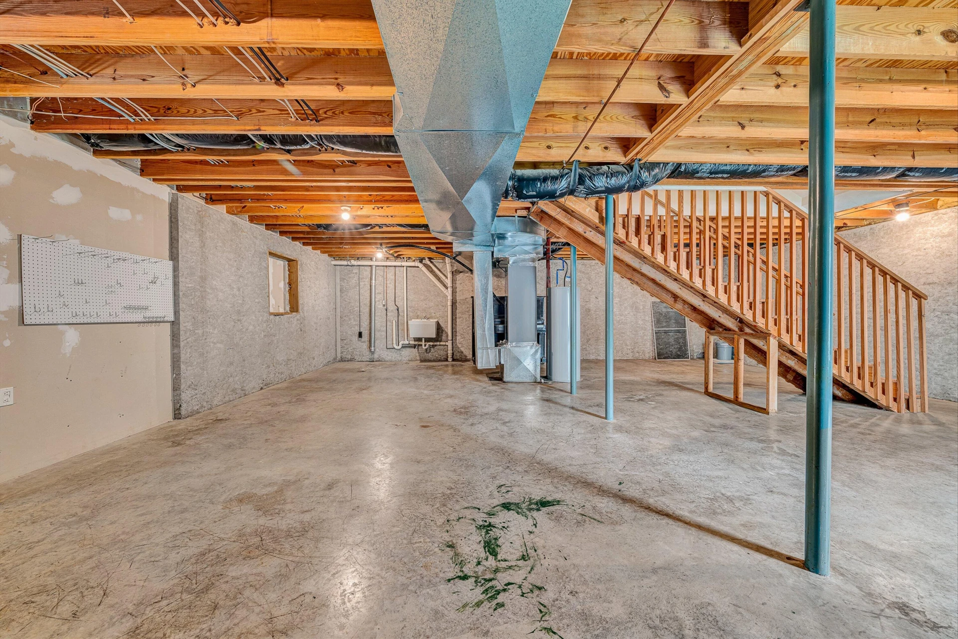 1314 Archbold AVE NE - Photo 28
