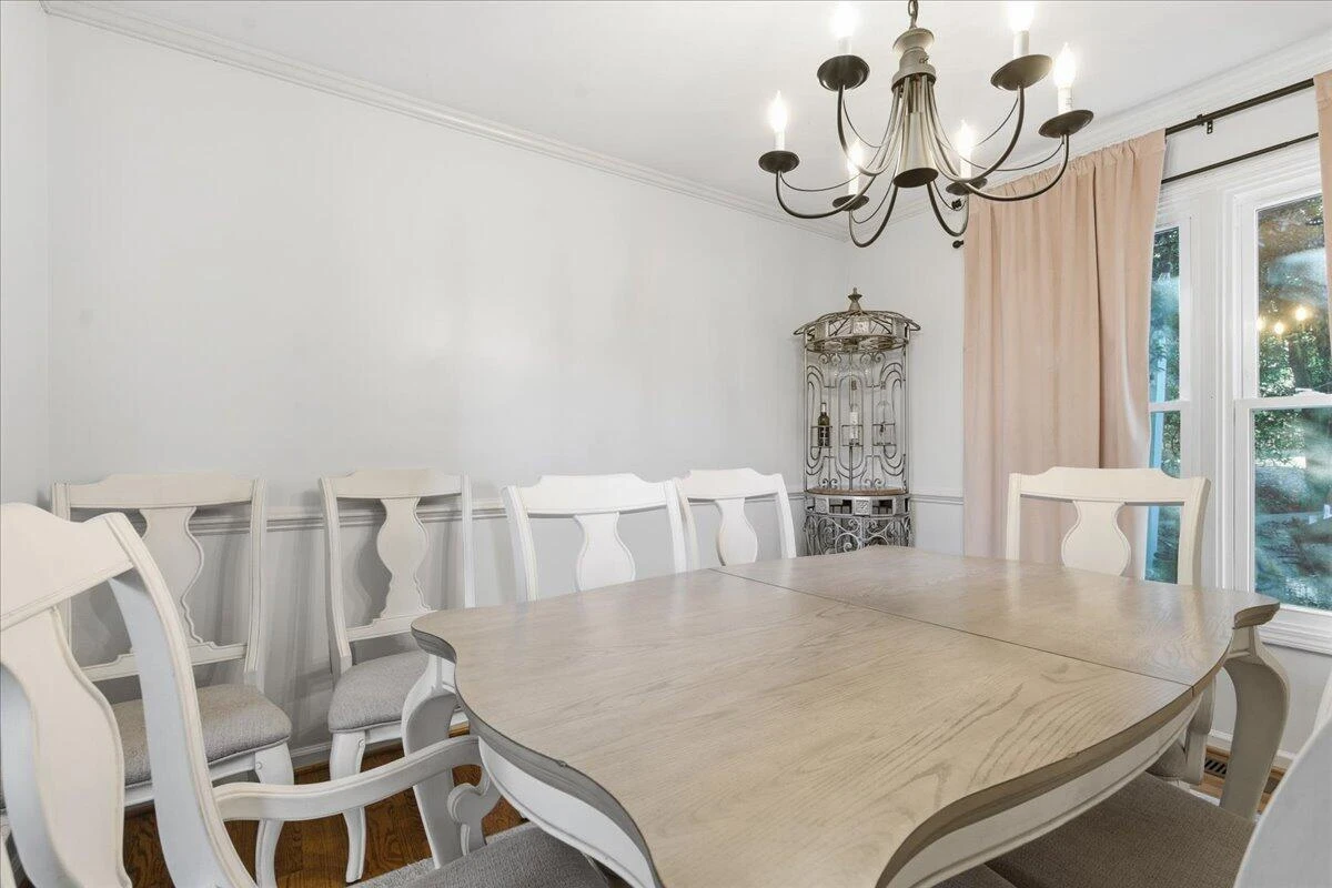 5116 Meadow Creek DR - Photo 9