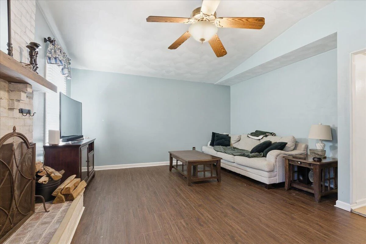 5116 Meadow Creek DR - Photo 19