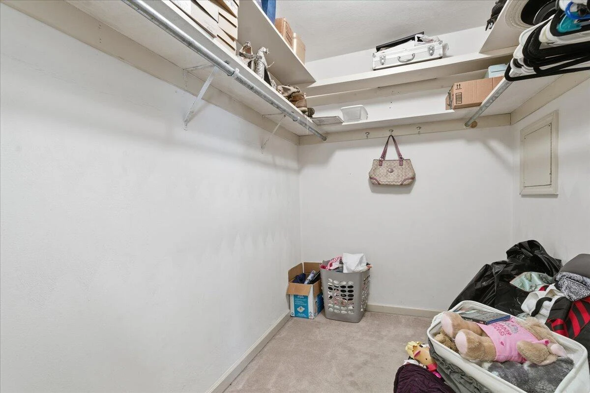5116 Meadow Creek DR - Photo 28