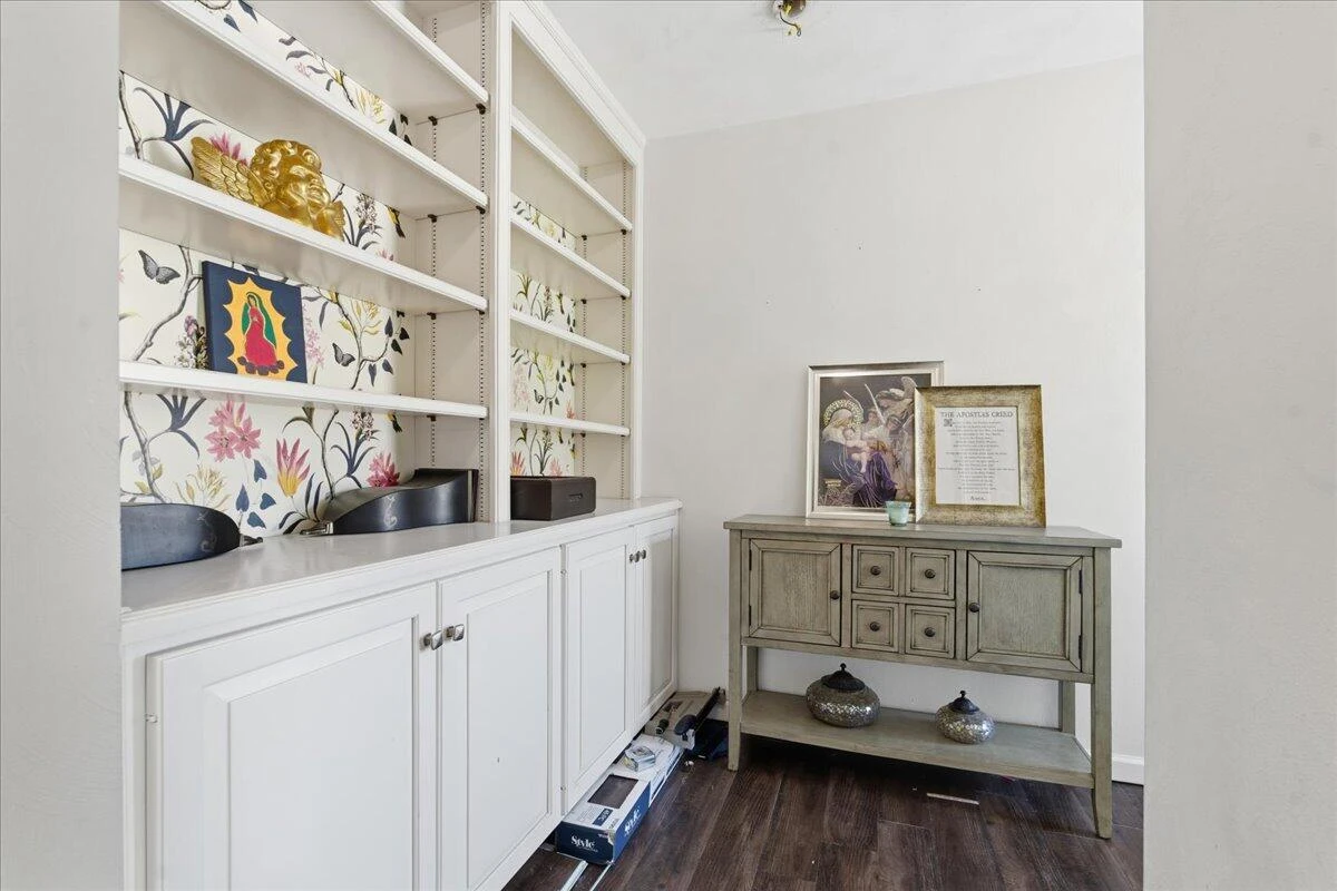 5116 Meadow Creek DR - Photo 35