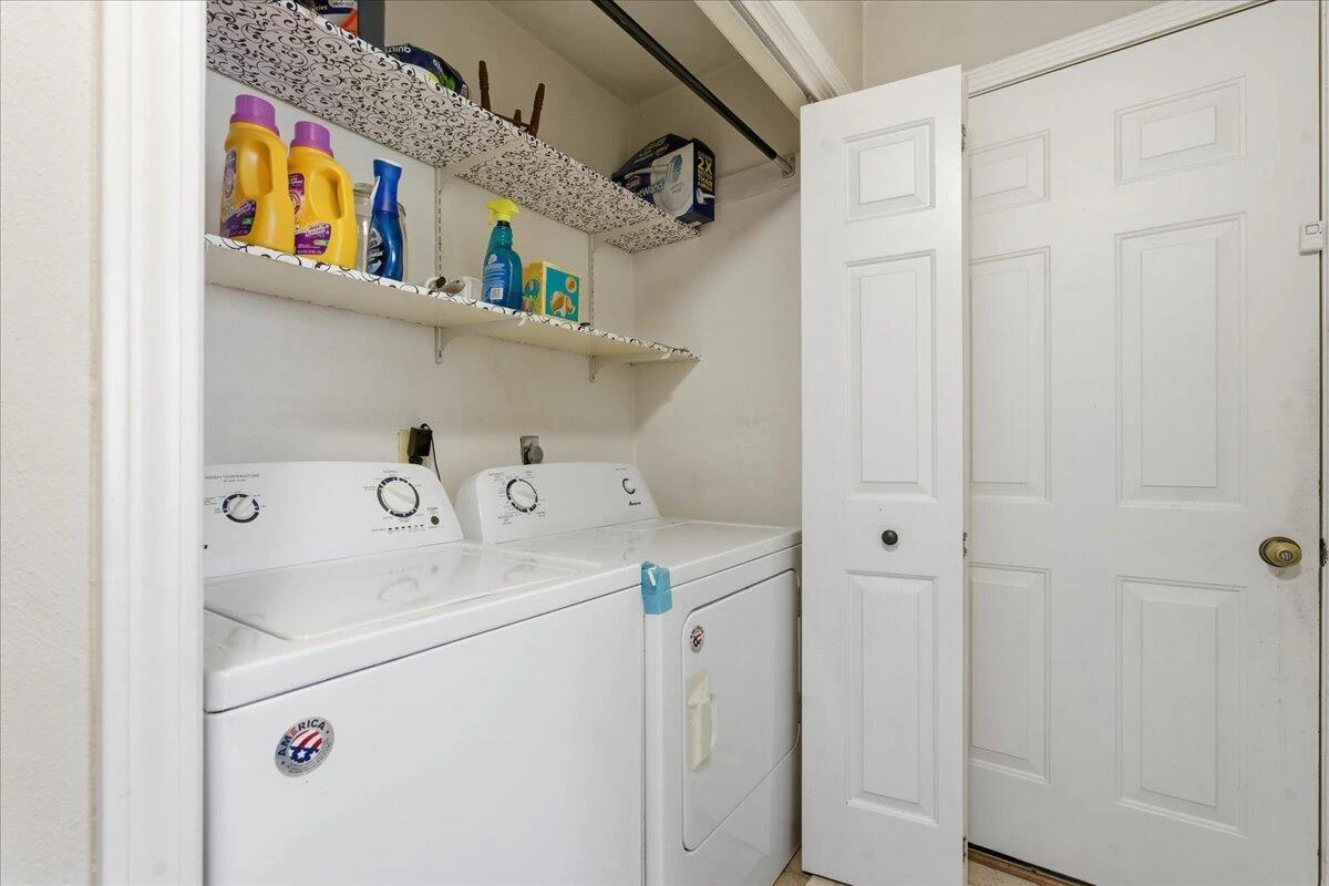 5116 Meadow Creek DR - Photo 36