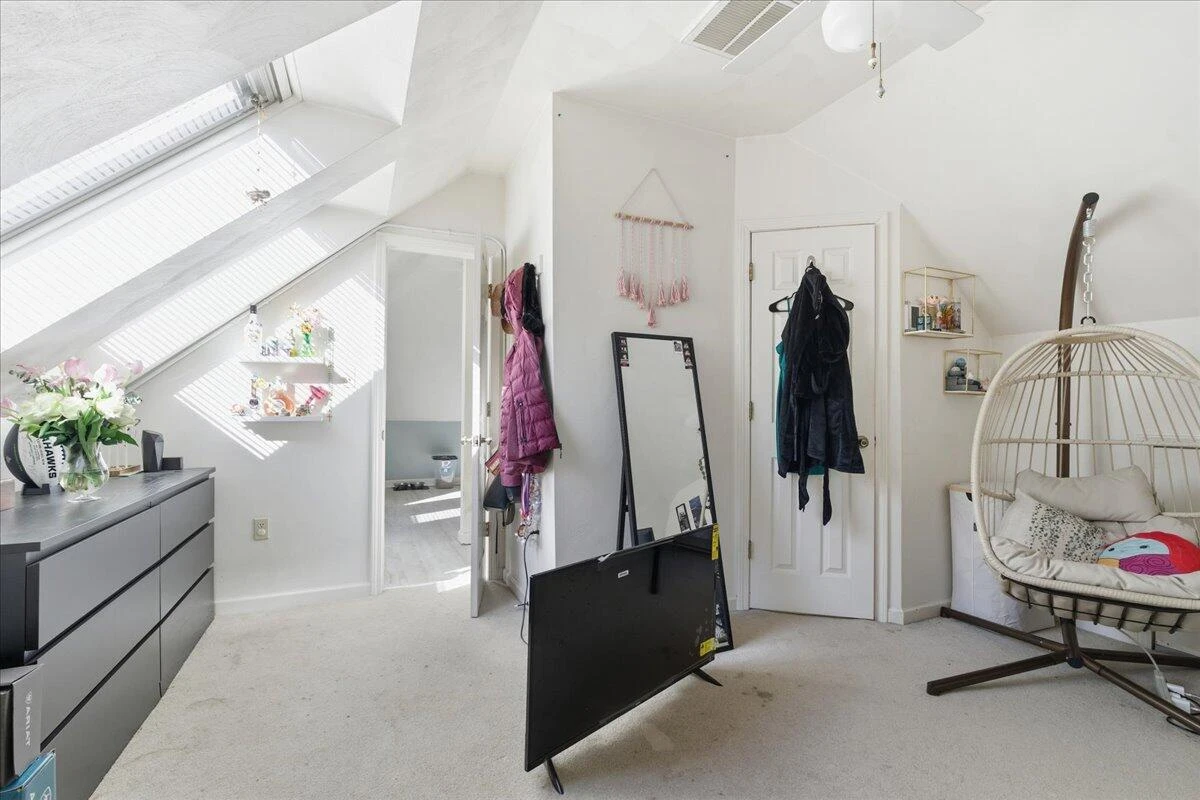 5116 Meadow Creek DR - Photo 38