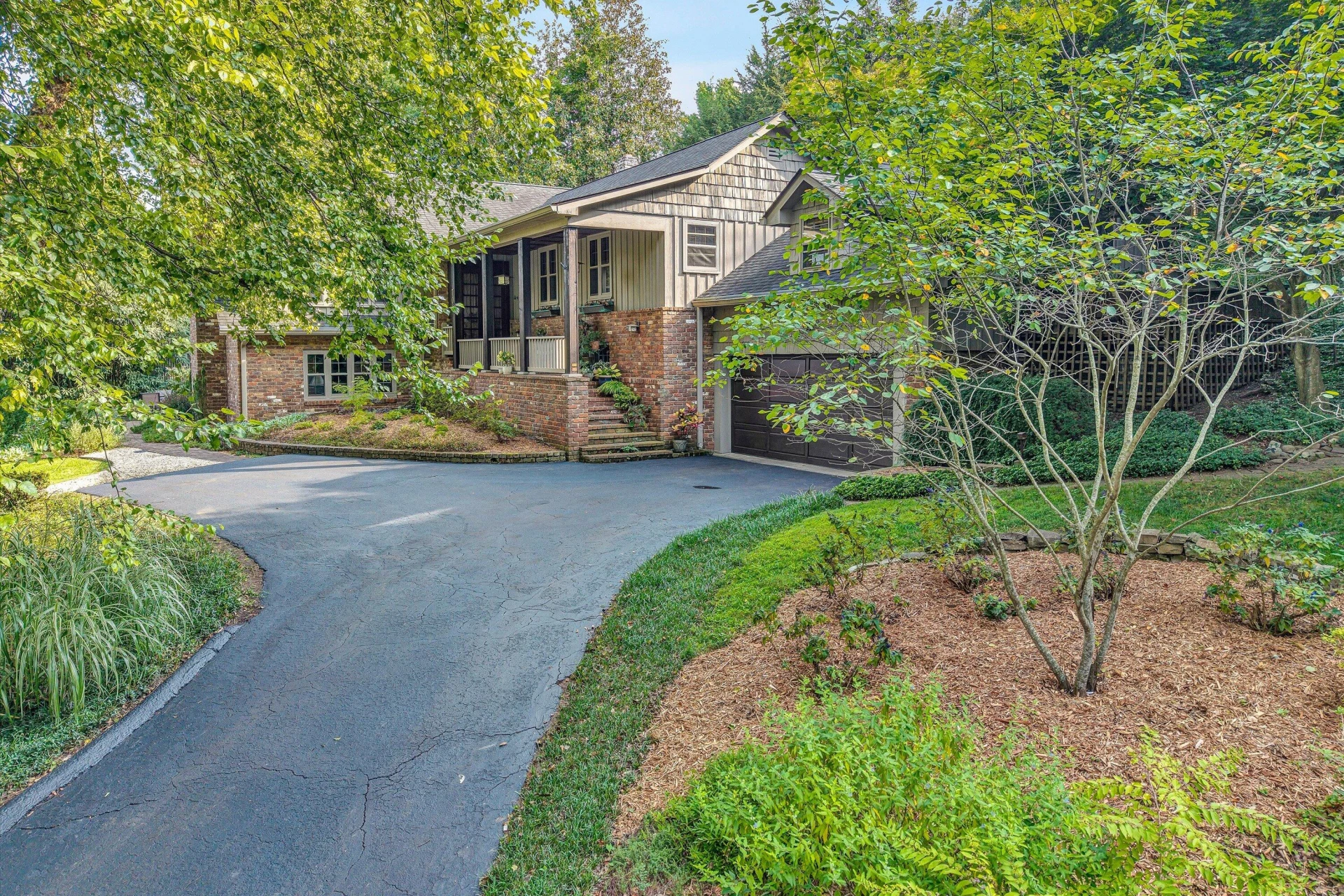 705 Beech RD - Photo 3