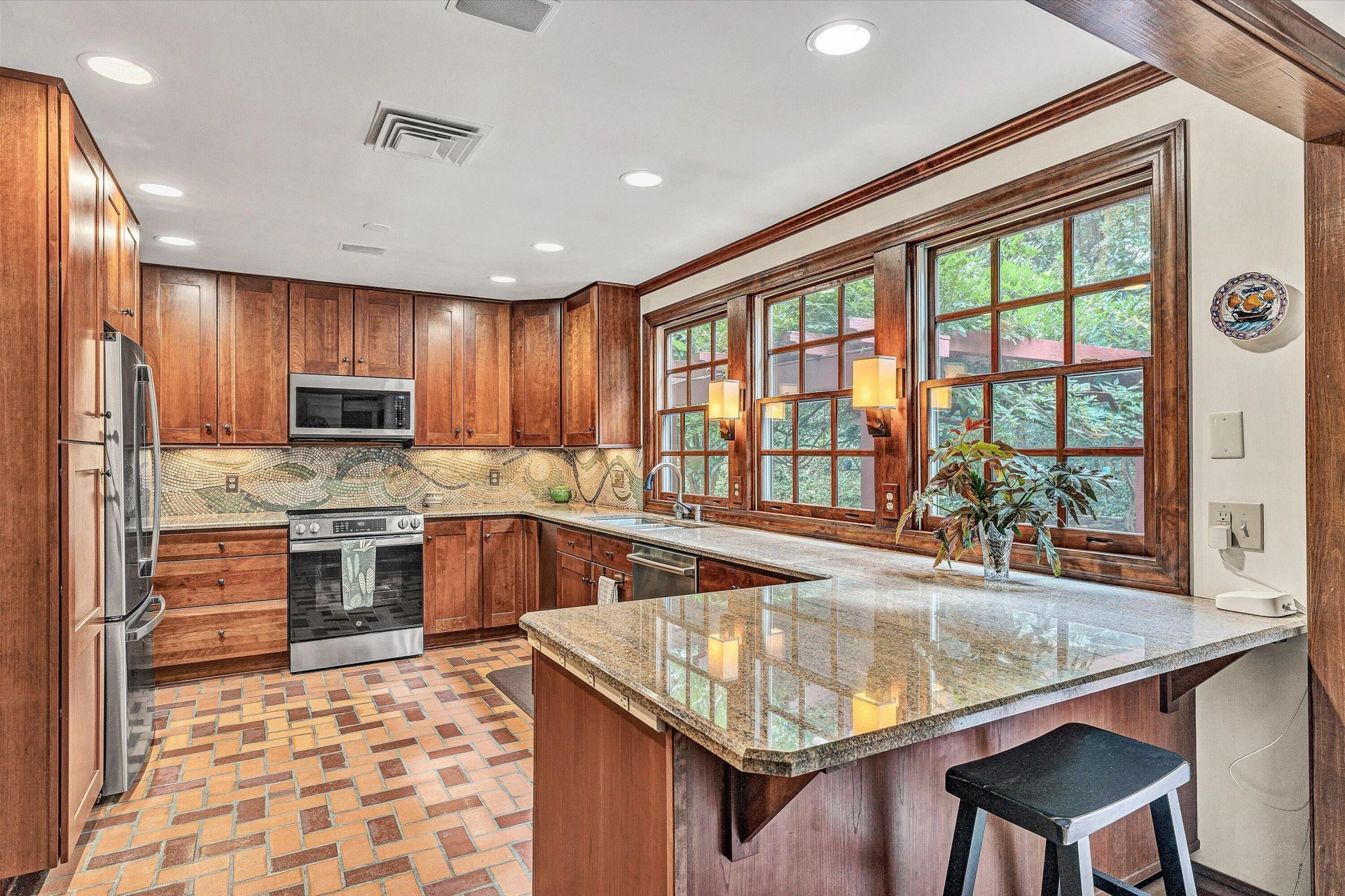705 Beech RD - Photo 14