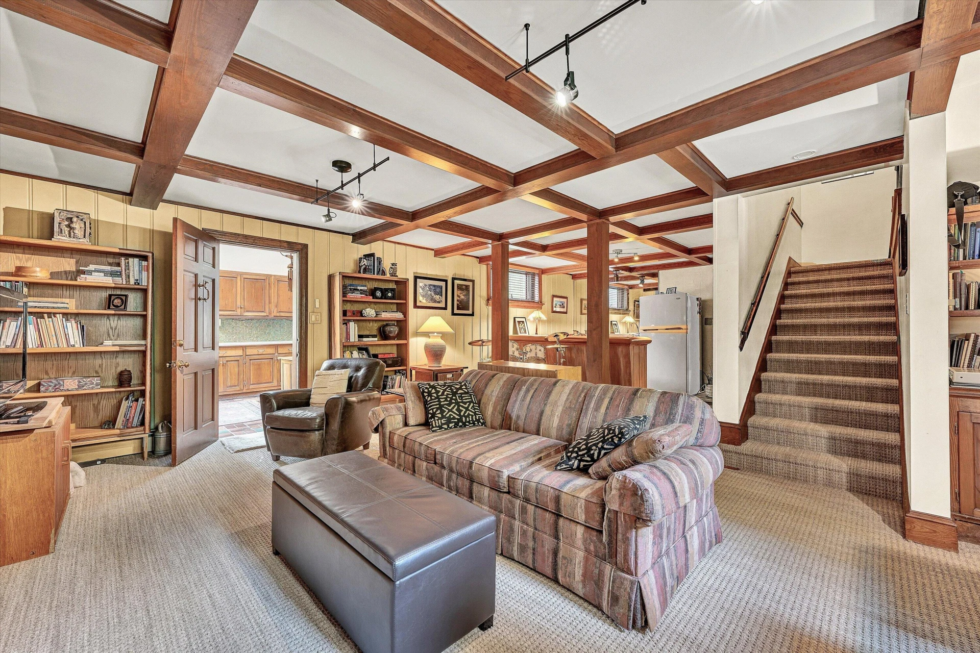 705 Beech RD - Photo 32