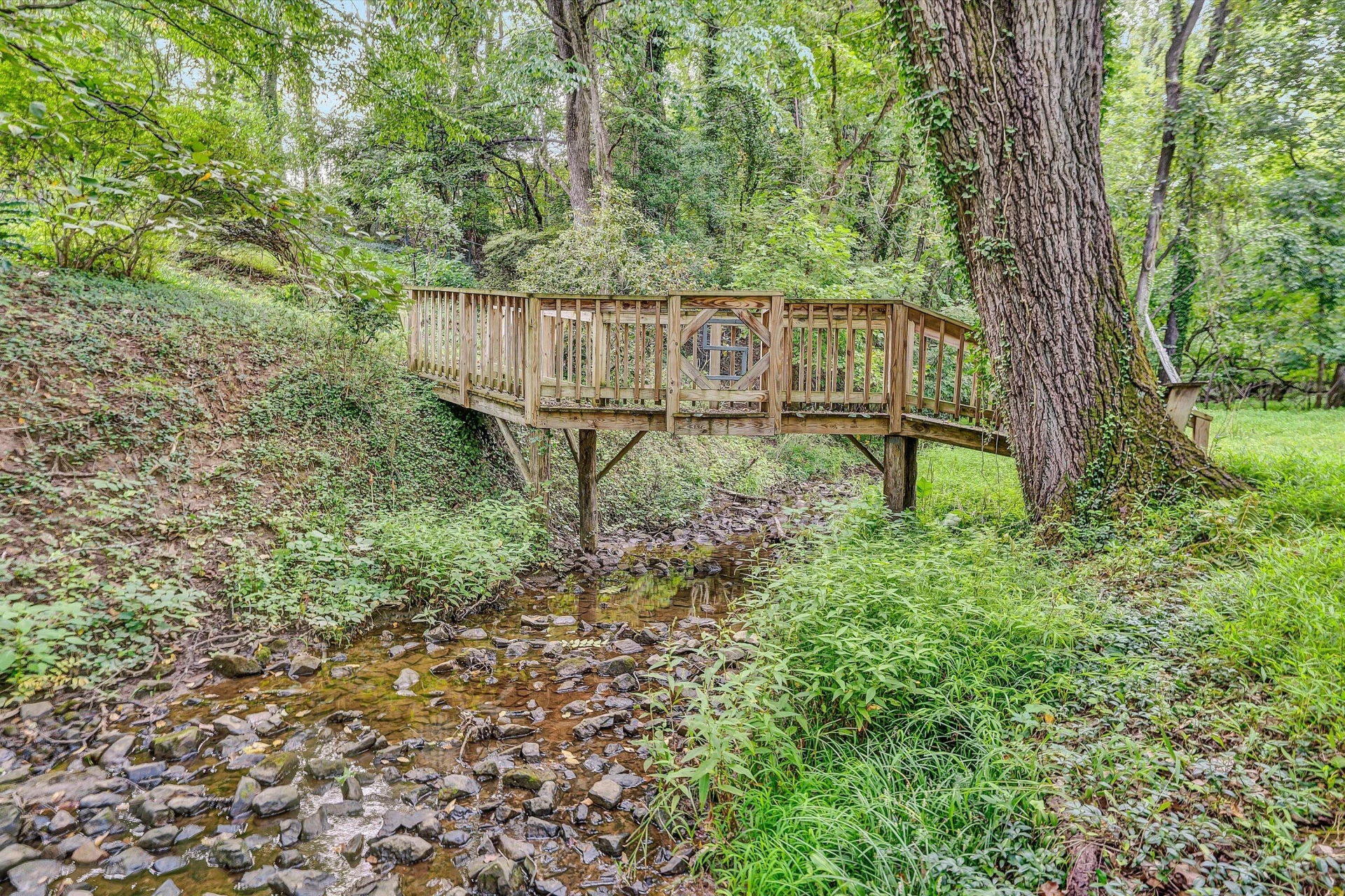 705 Beech RD - Photo 64