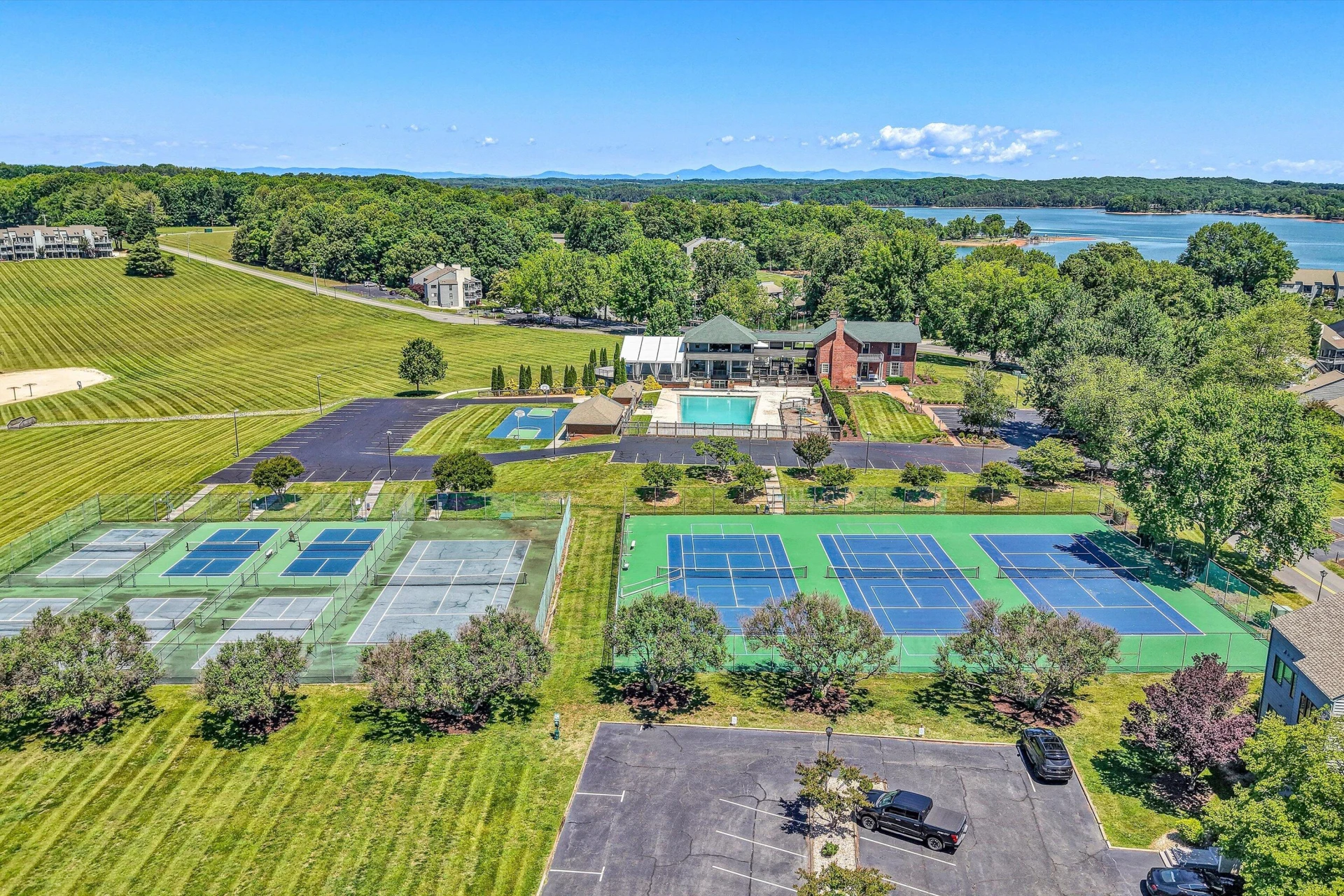 175 Clubhouse Tower DR - Photo 48