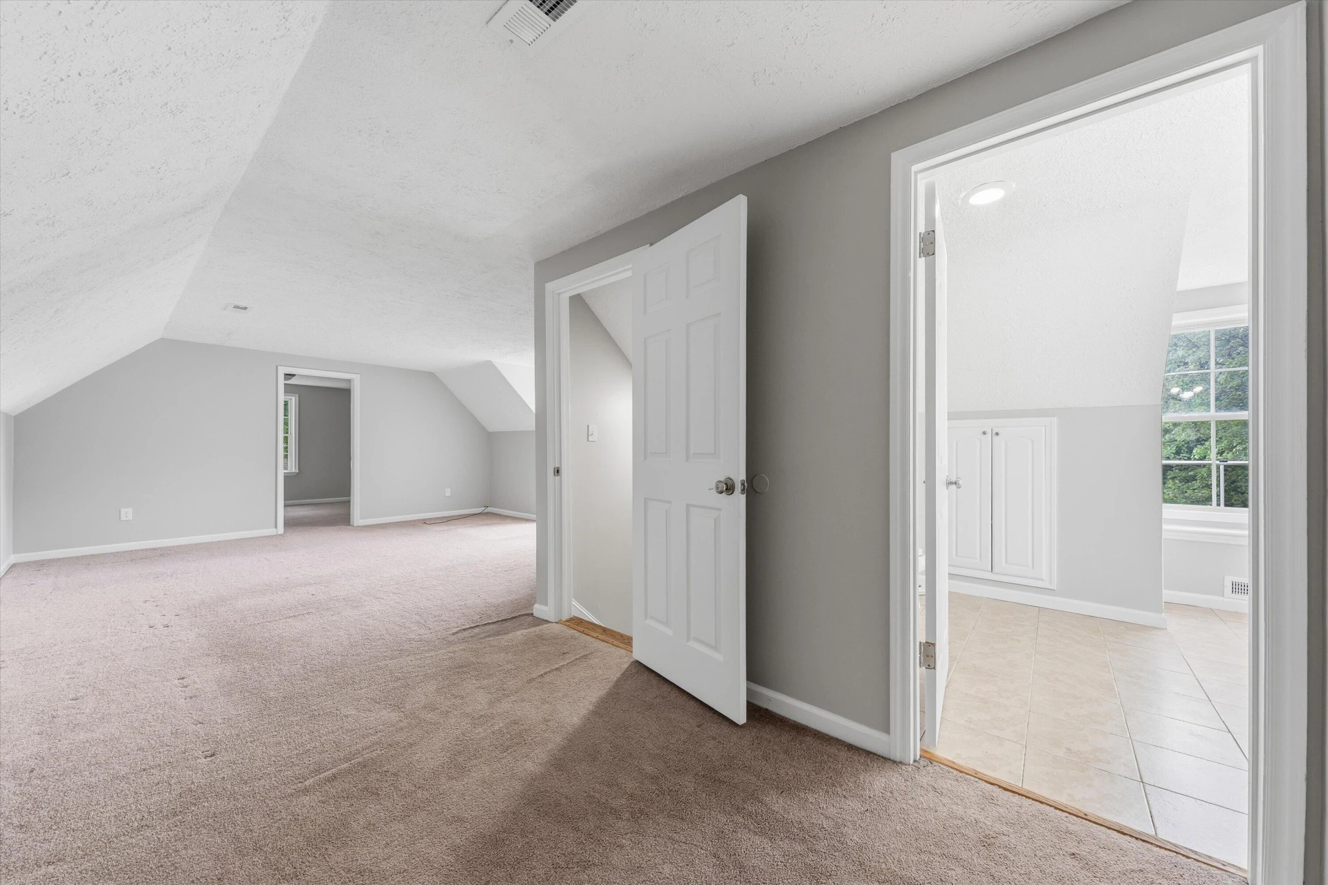 1147 Bluewater DR - Photo 15