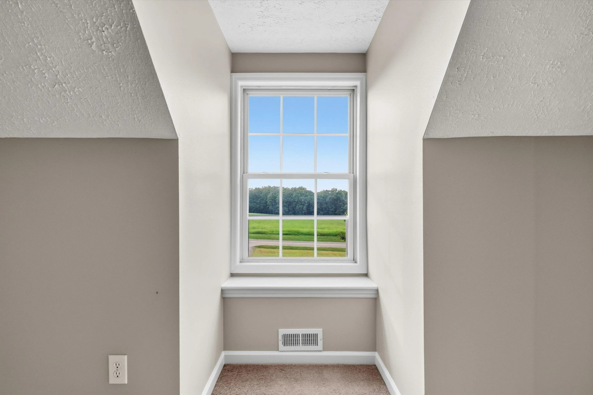 1147 Bluewater DR - Photo 17