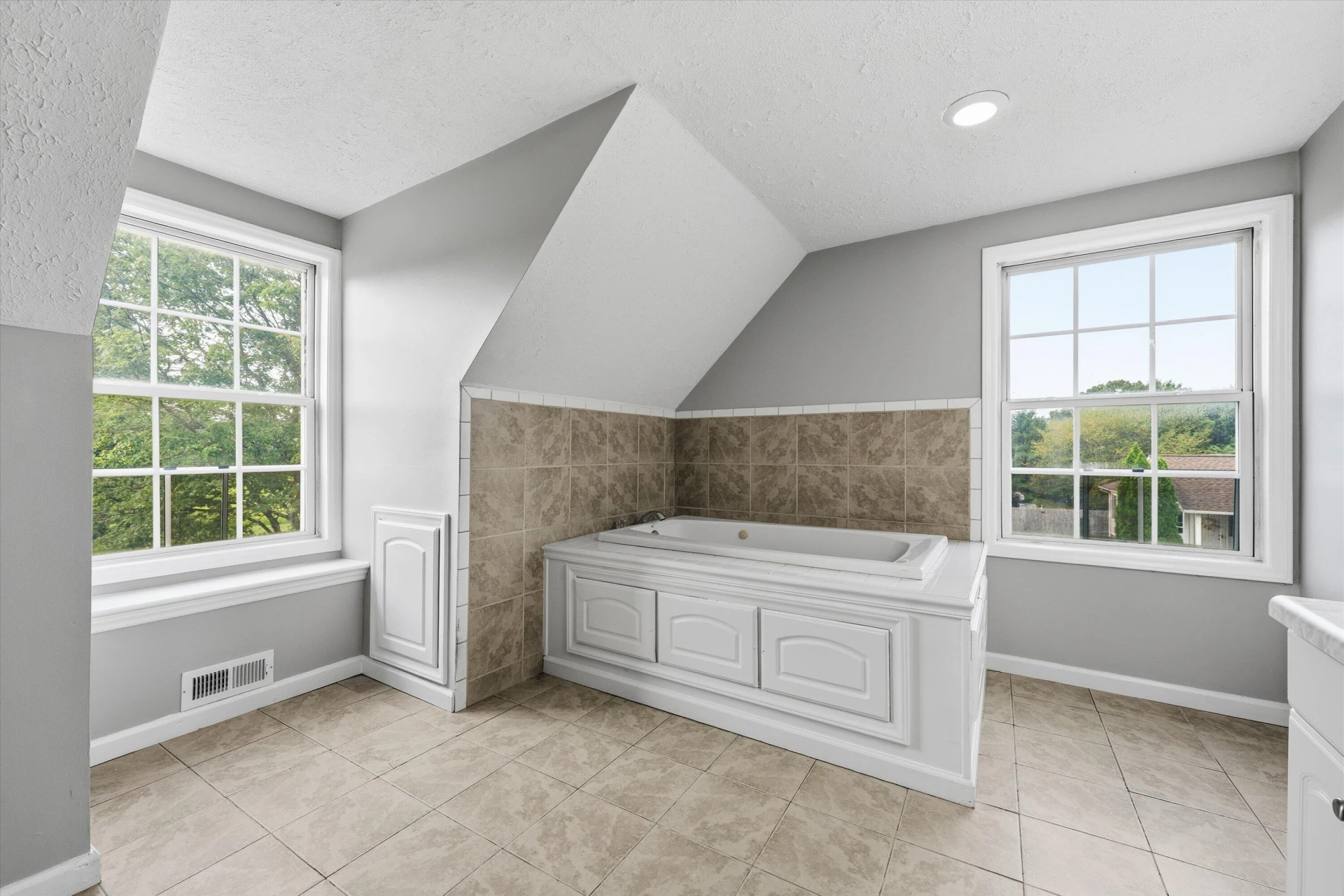 1147 Bluewater DR - Photo 20