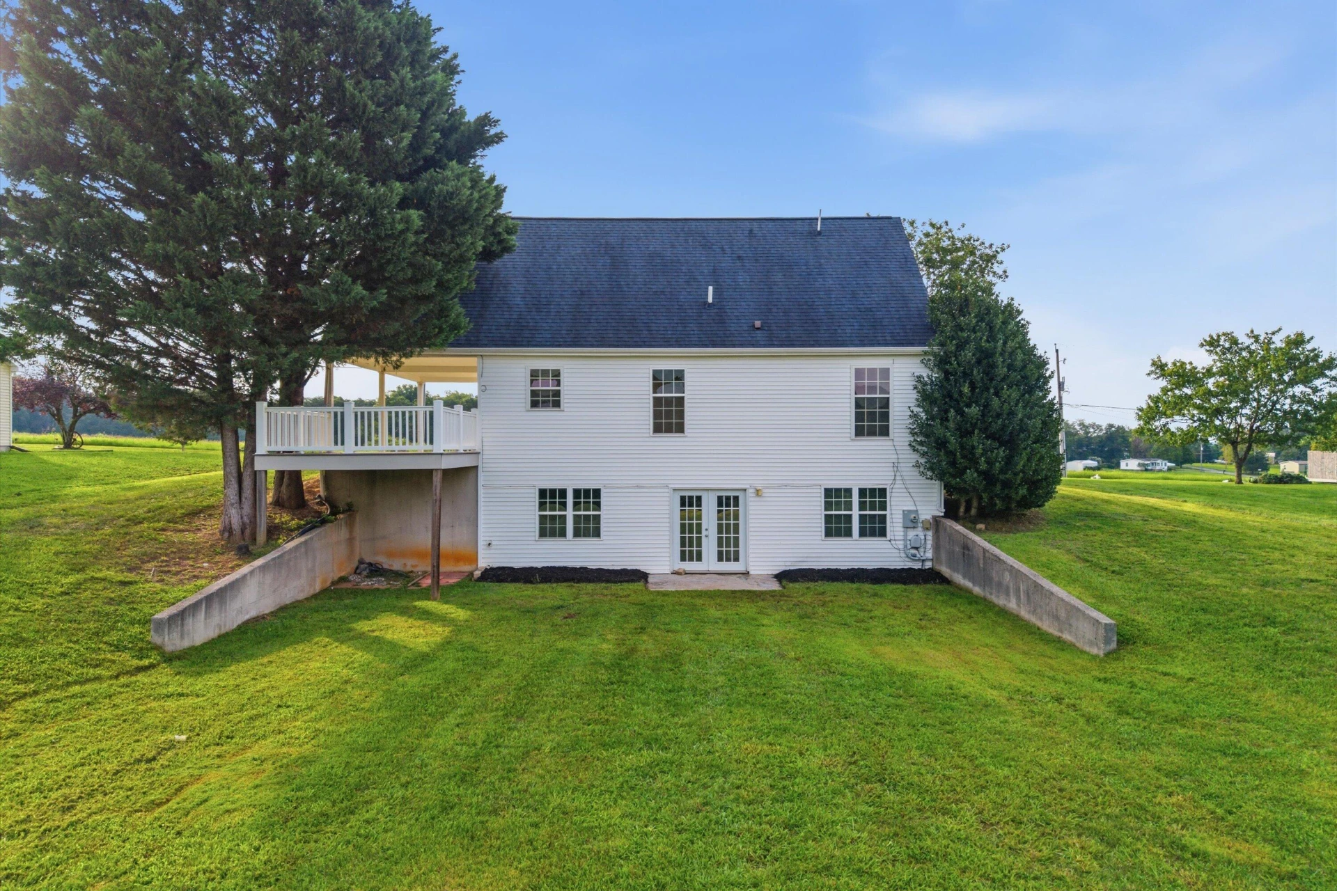 1147 Bluewater DR - Photo 36