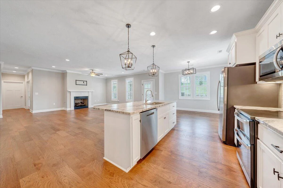 1180 Greenfield ST - Photo 10