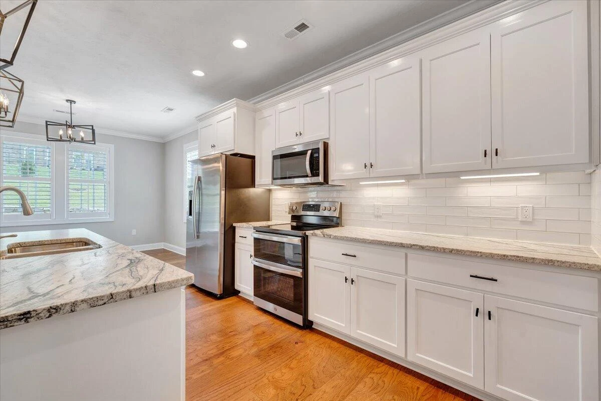 1180 Greenfield ST - Photo 17