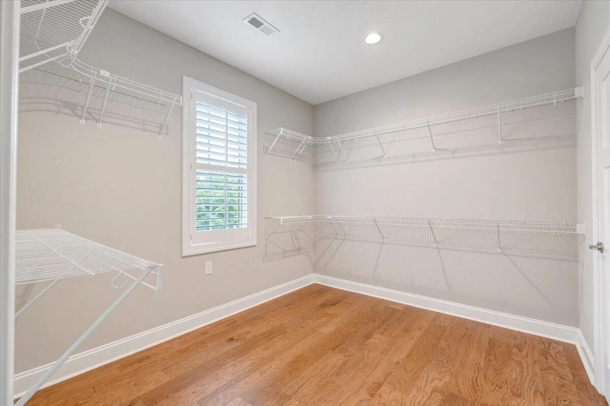1180 Greenfield ST - Photo 28