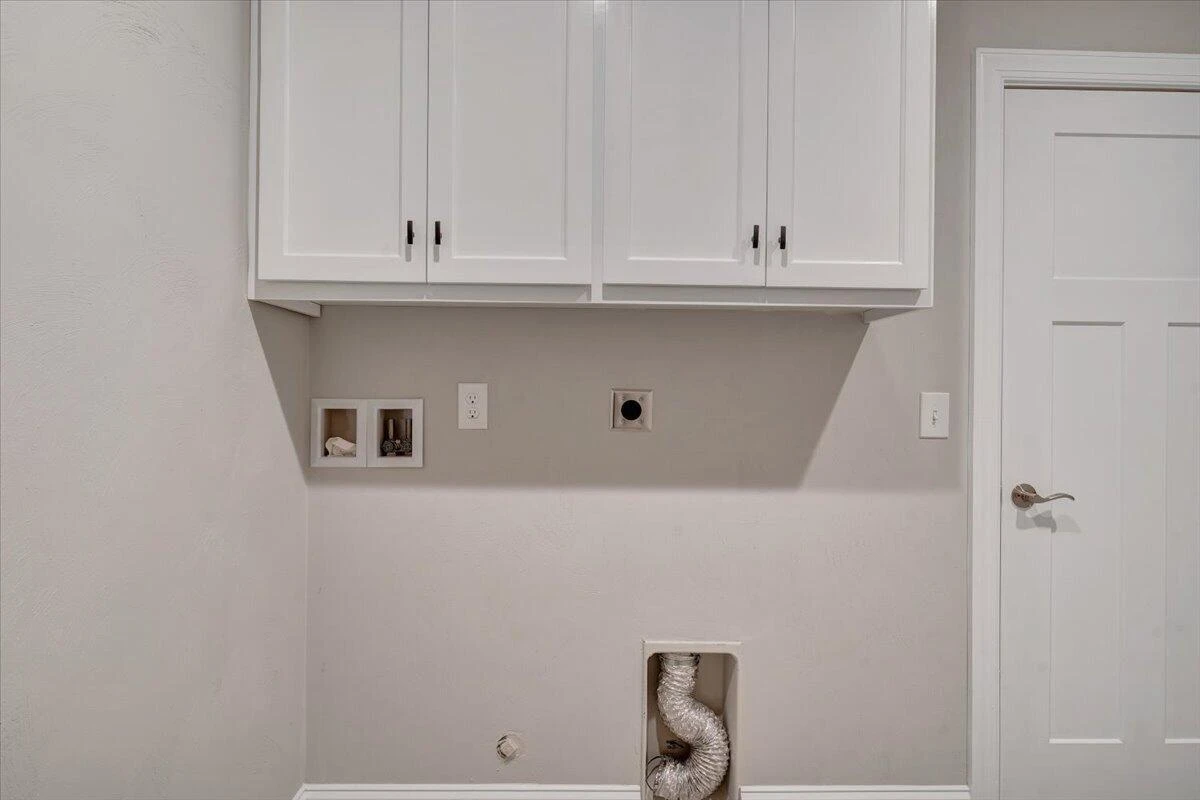 1180 Greenfield ST - Photo 32