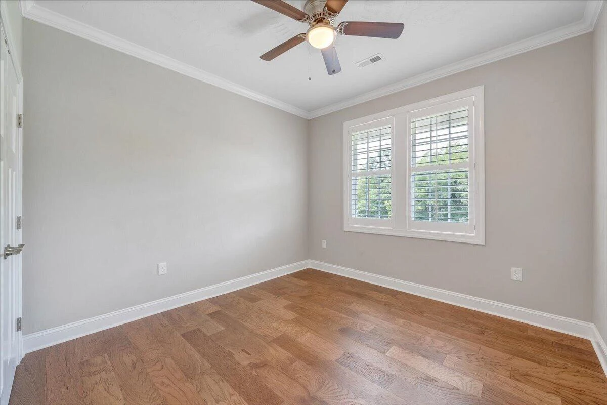1180 Greenfield ST - Photo 35