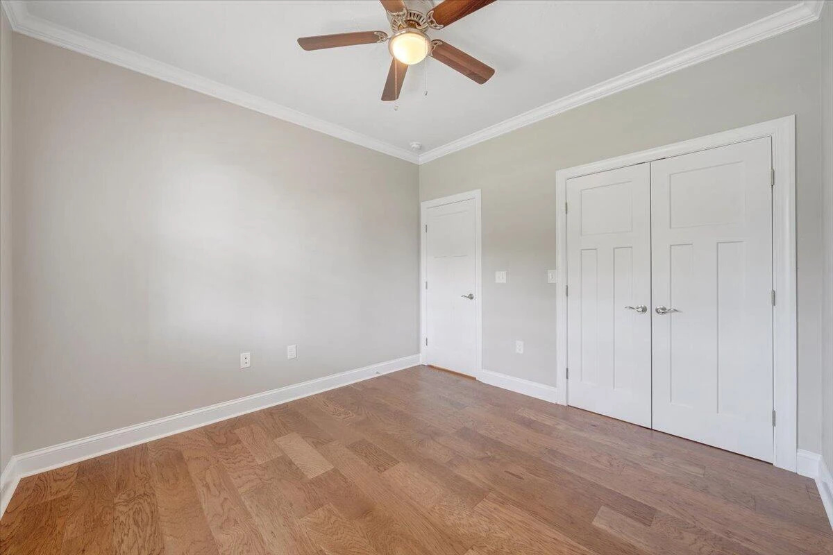 1180 Greenfield ST - Photo 36