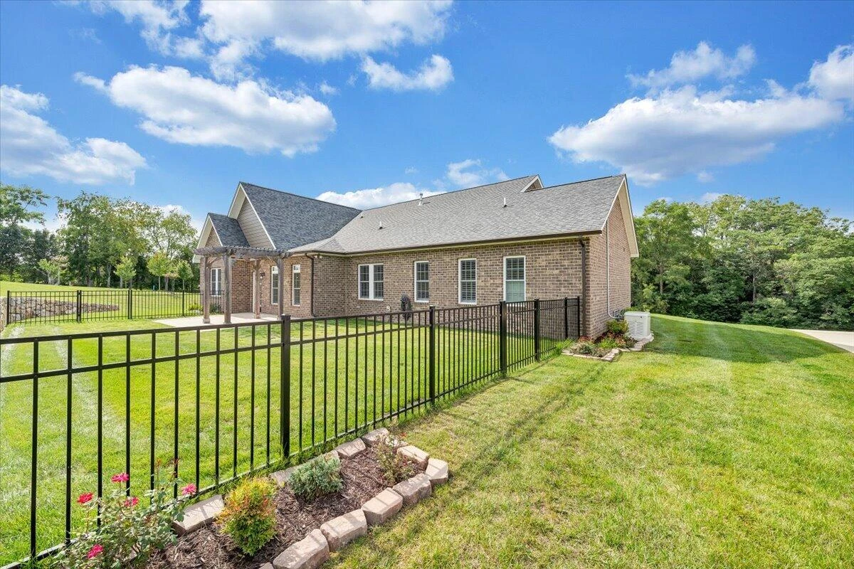 1180 Greenfield ST - Photo 59