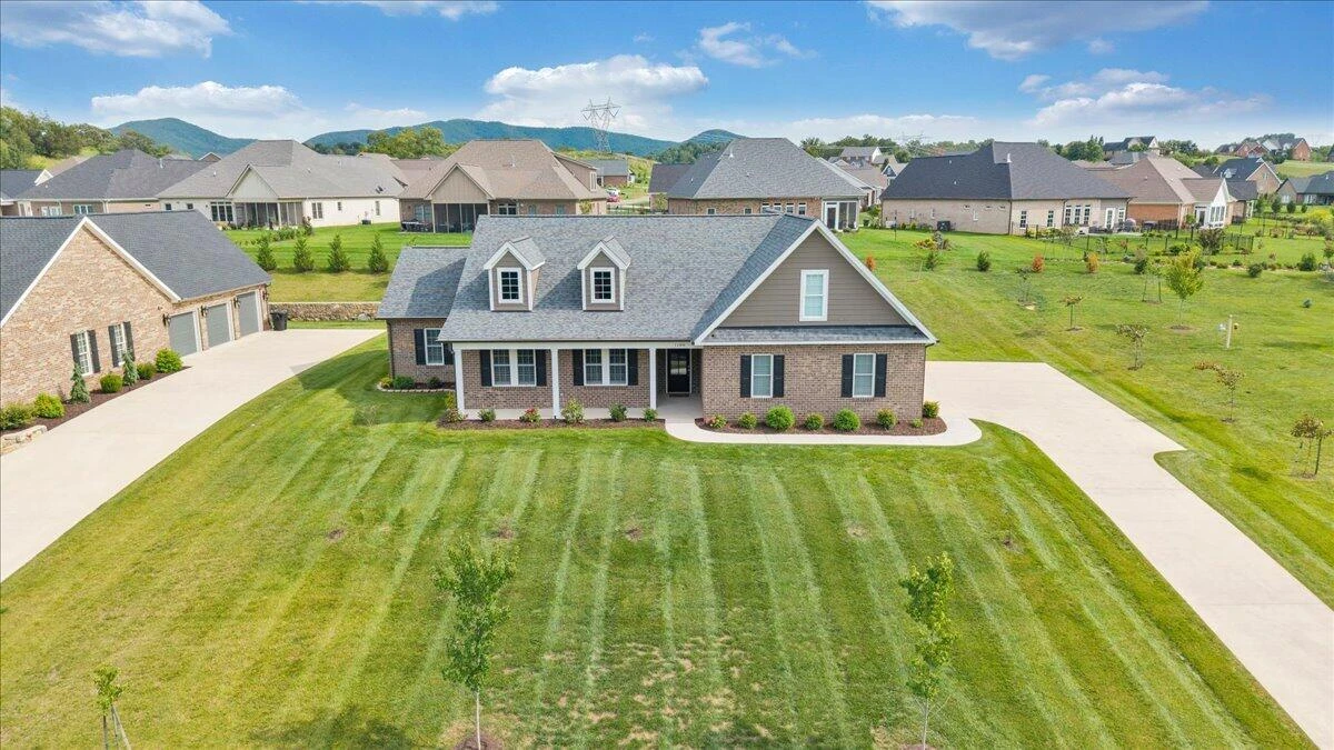 1180 Greenfield ST - Photo 64