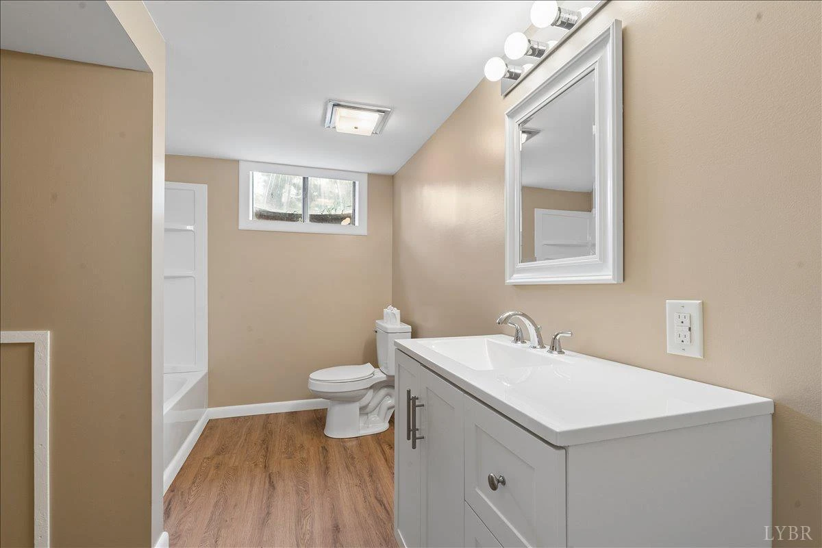 1111 Roundtree DR - Photo 31