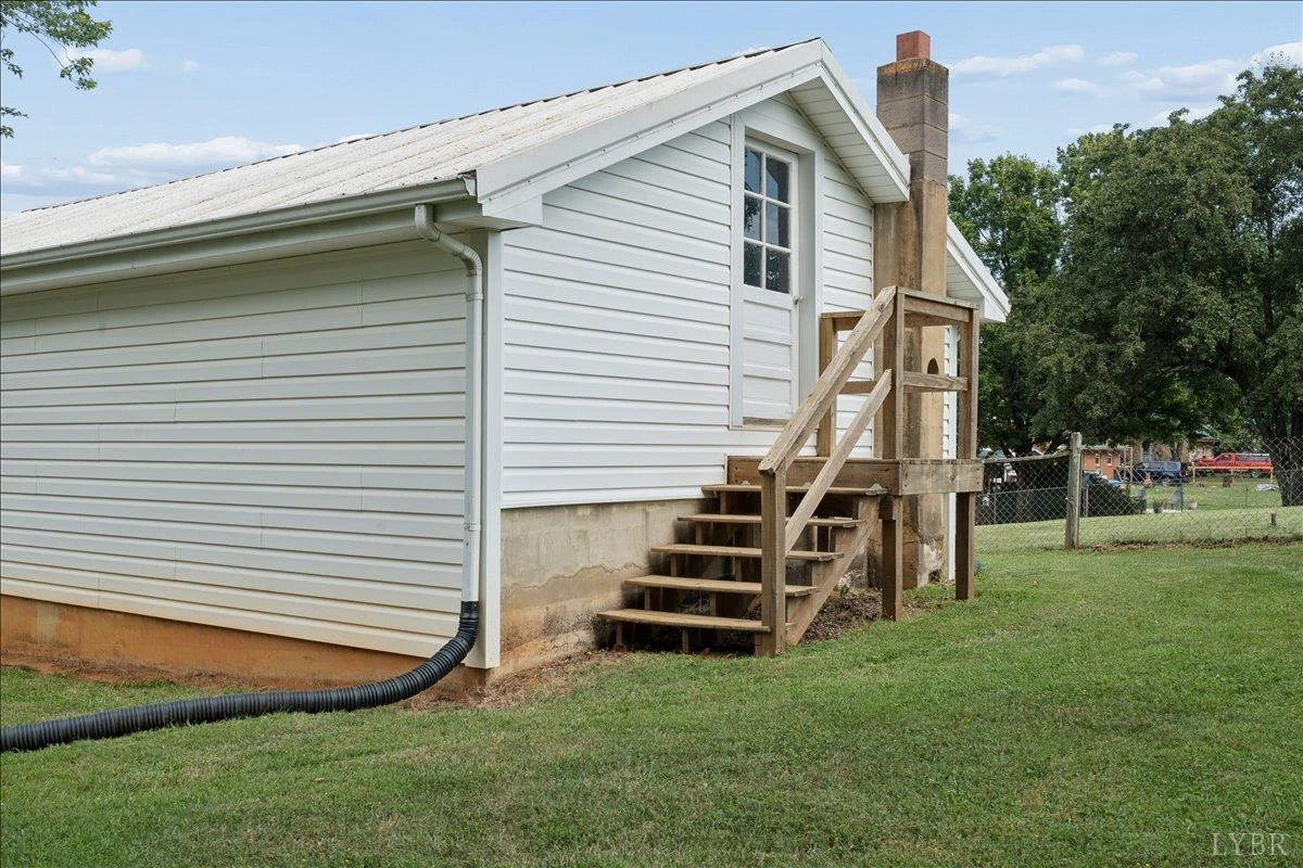 1111 Roundtree DR - Photo 39