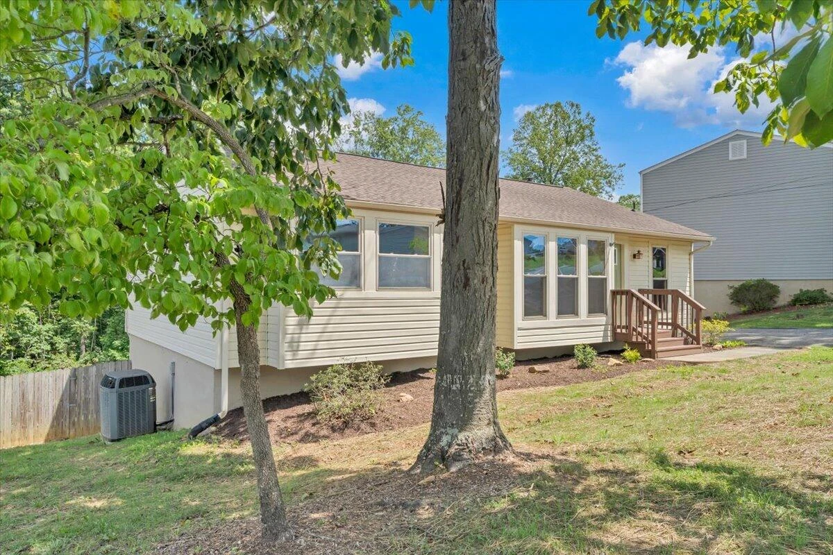 7311 Acorn TRL - Photo 5