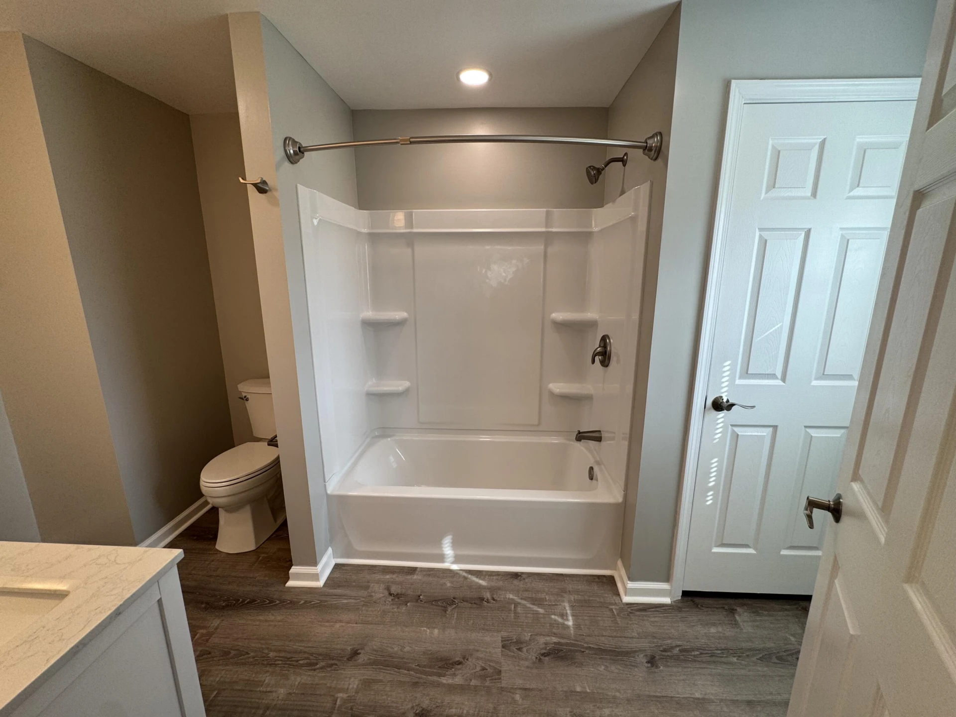 105 Law ST - Photo 10