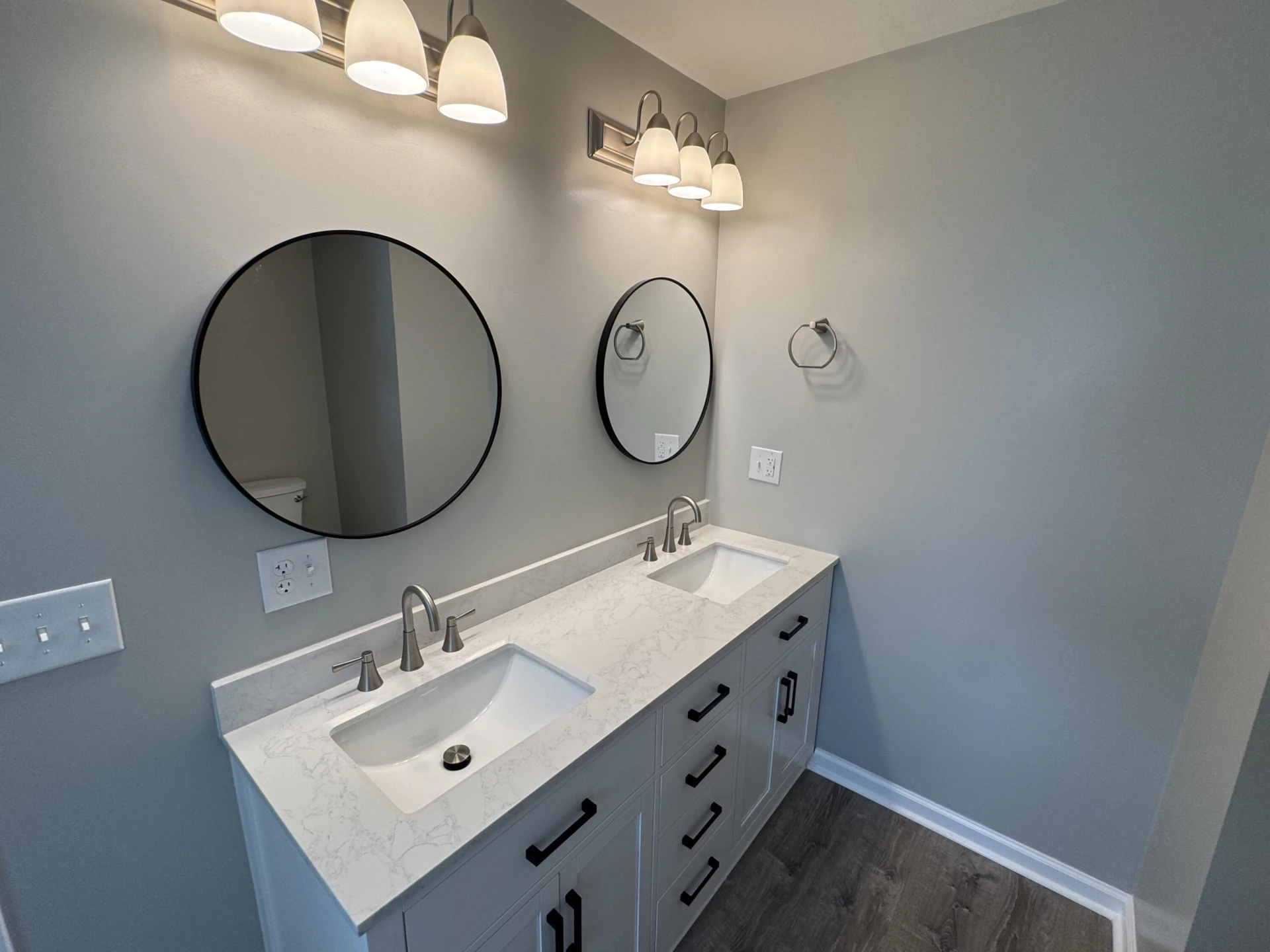 105 Law ST - Photo 12