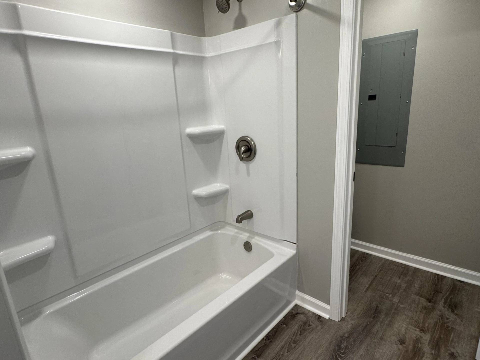 105 Law ST - Photo 14