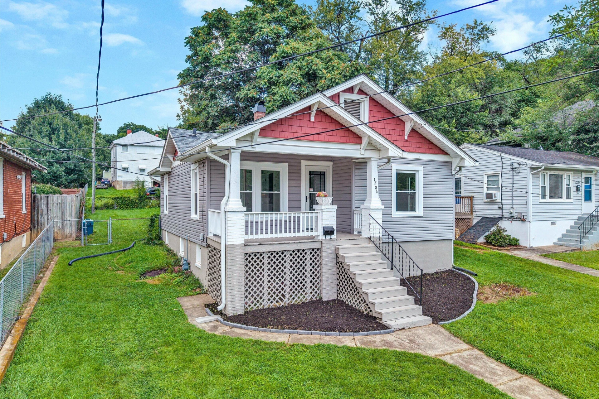 1206 14th ST SE - Photo 2