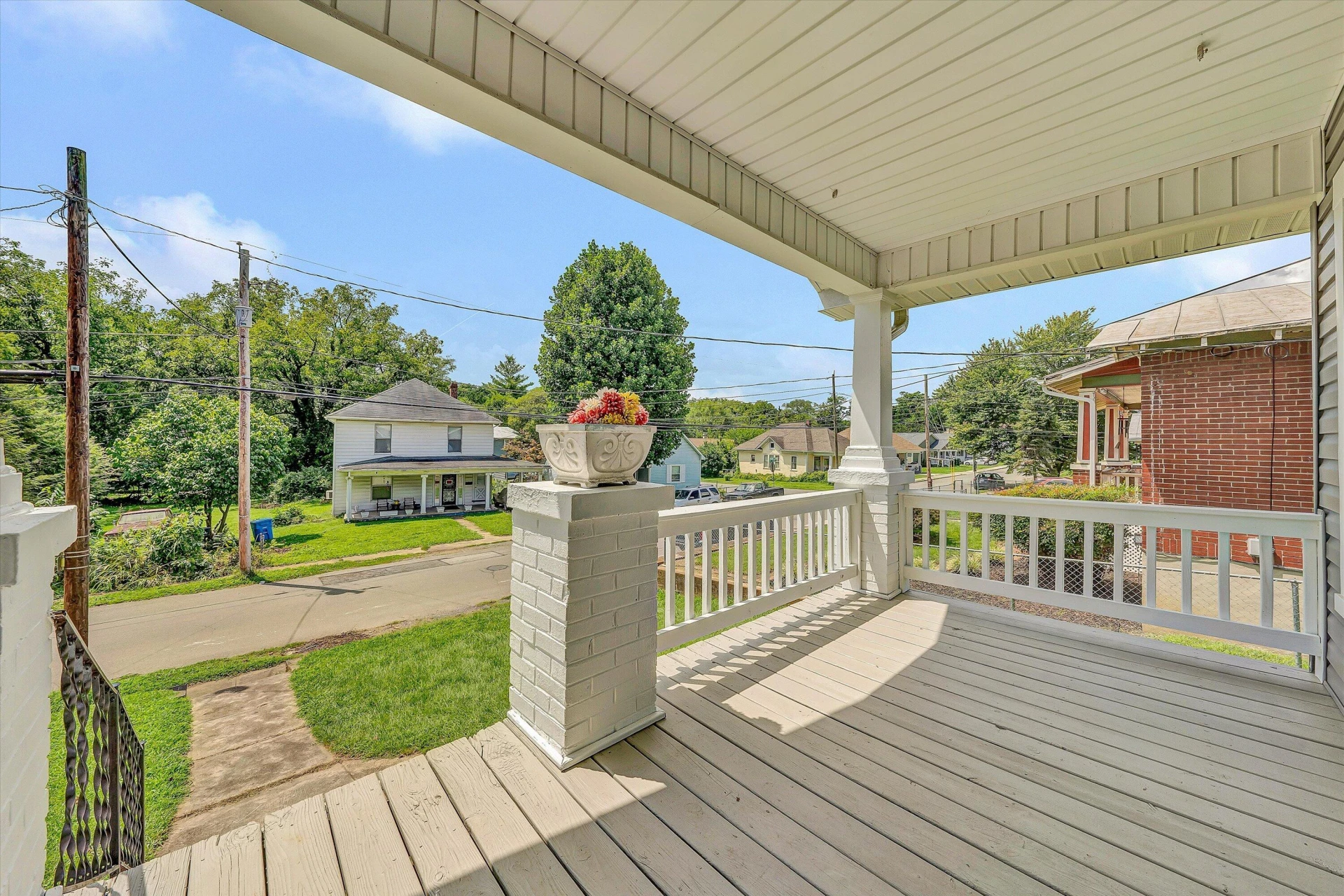 1206 14th ST SE - Photo 6