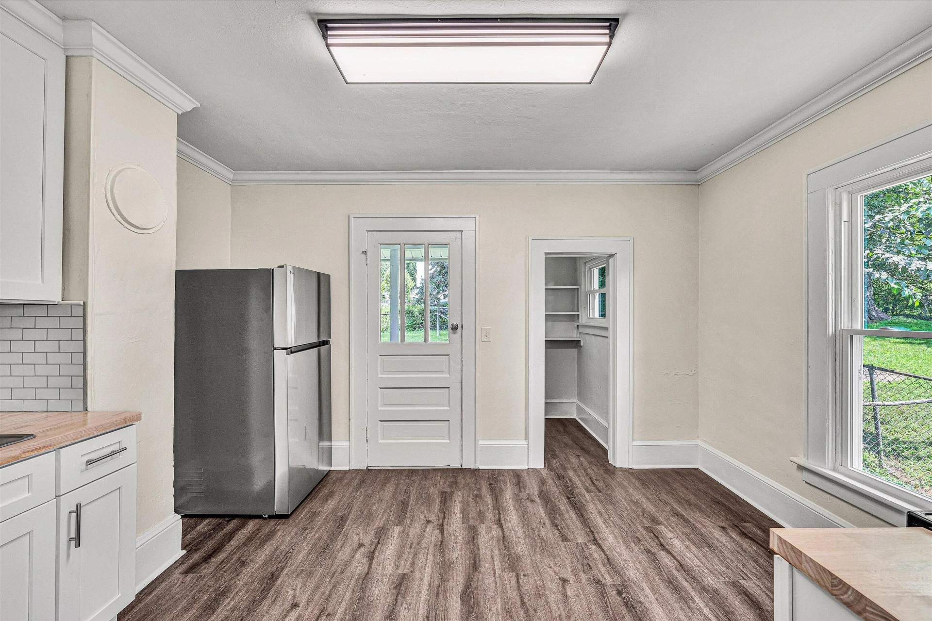 1206 14th ST SE - Photo 15