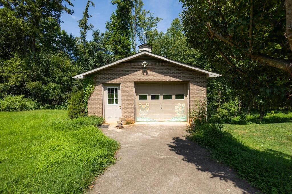 479 Beaver Ridge RD - Photo 3