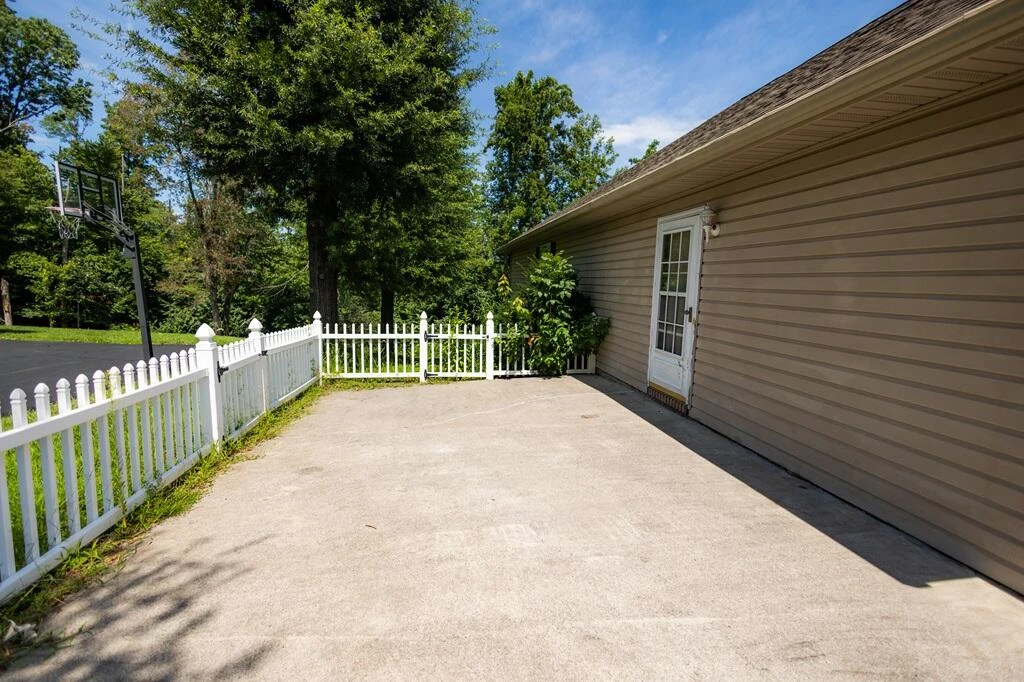 479 Beaver Ridge RD - Photo 6