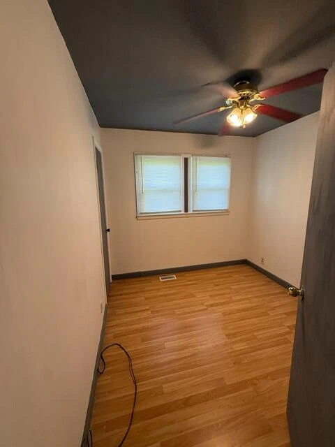 1093 Sunset DR - Photo 12