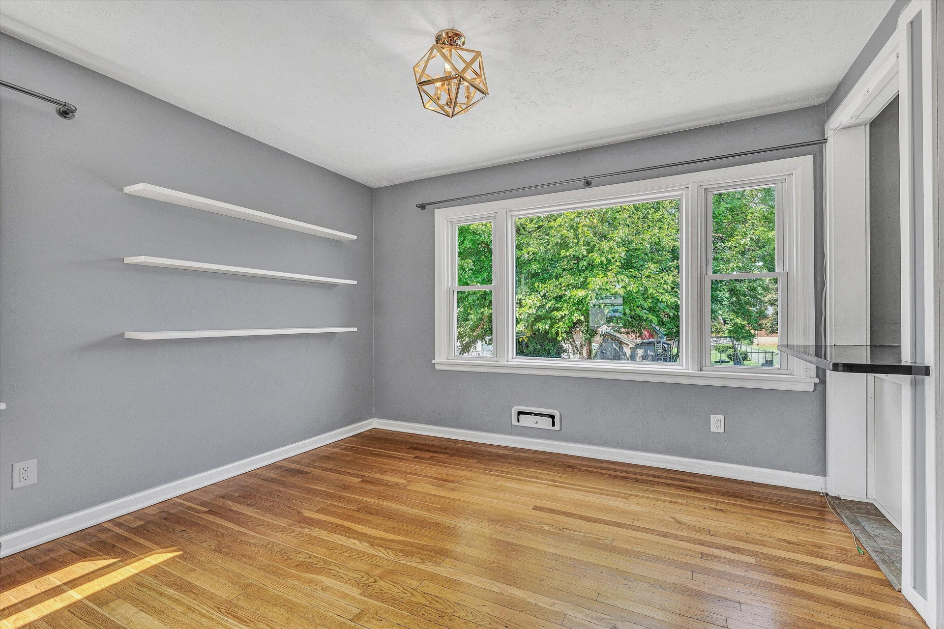 303 Valleydale AVE - Photo 9