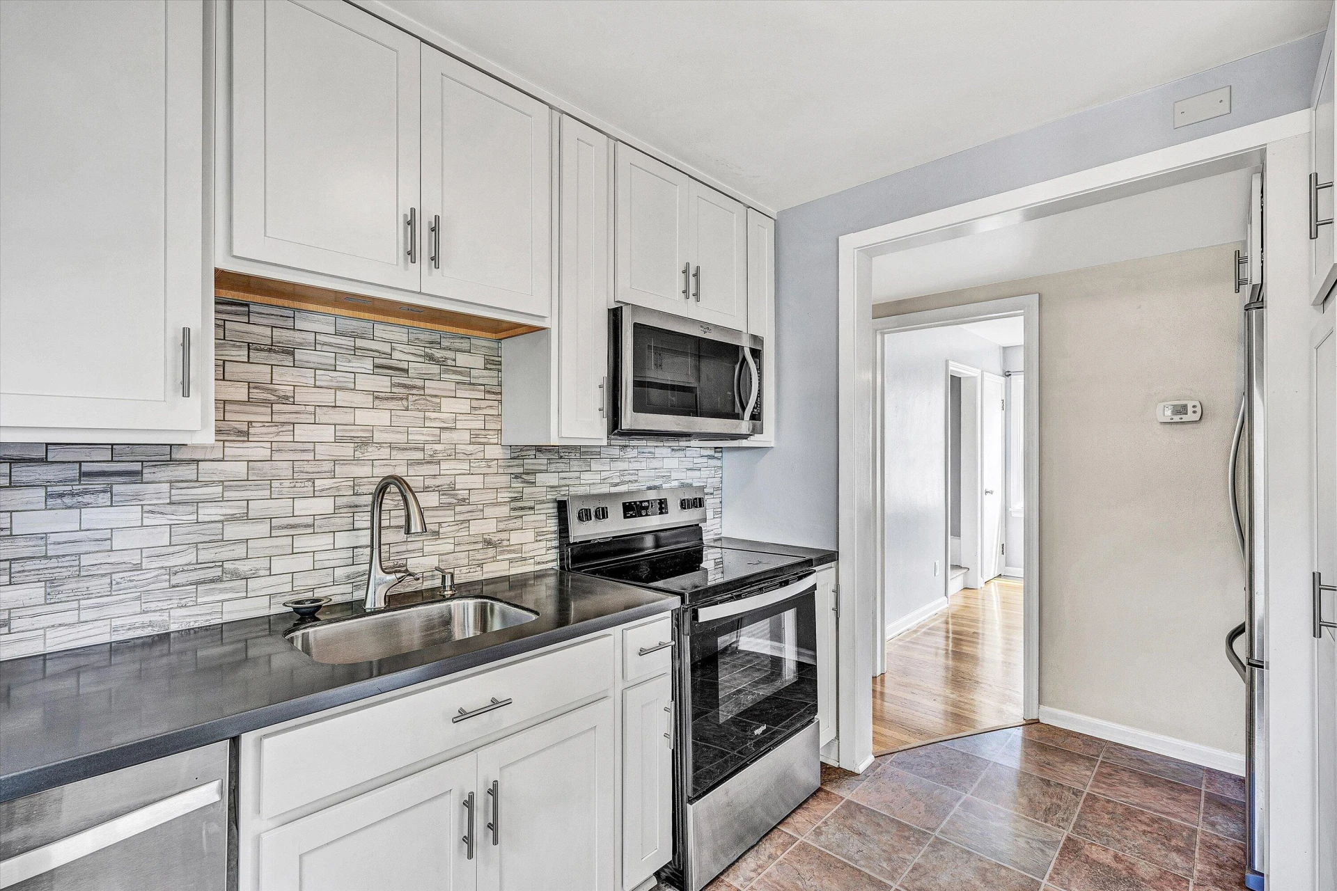 303 Valleydale AVE - Photo 12