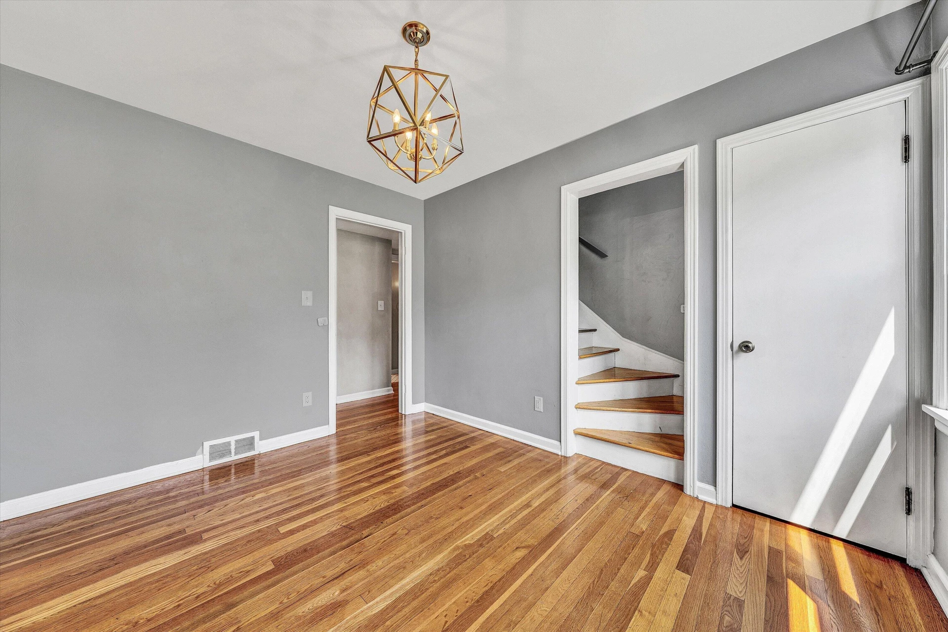 303 Valleydale AVE - Photo 16