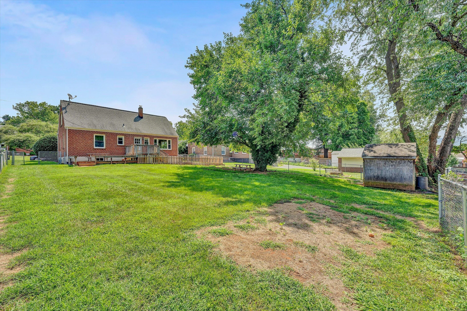303 Valleydale AVE - Photo 35