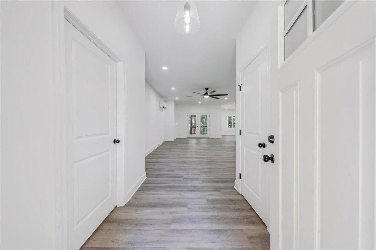 289 Spring Chase DR - Photo 5