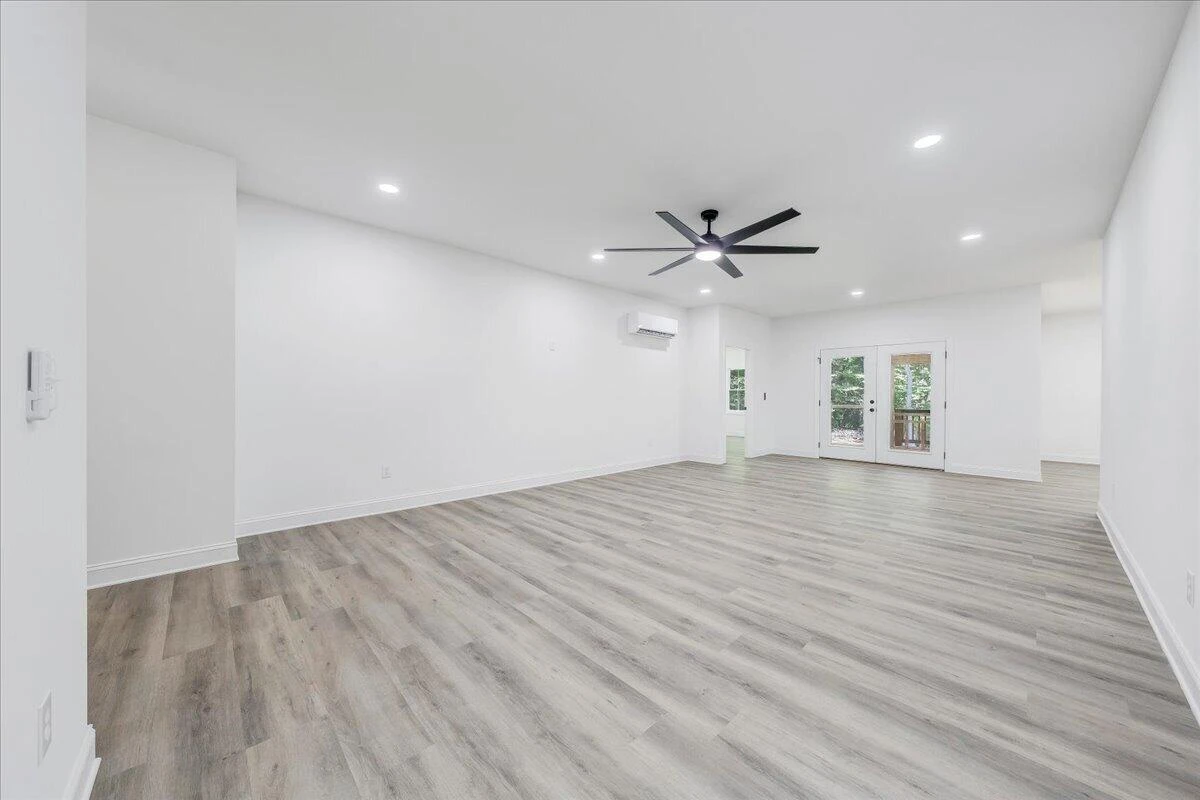289 Spring Chase DR - Photo 8