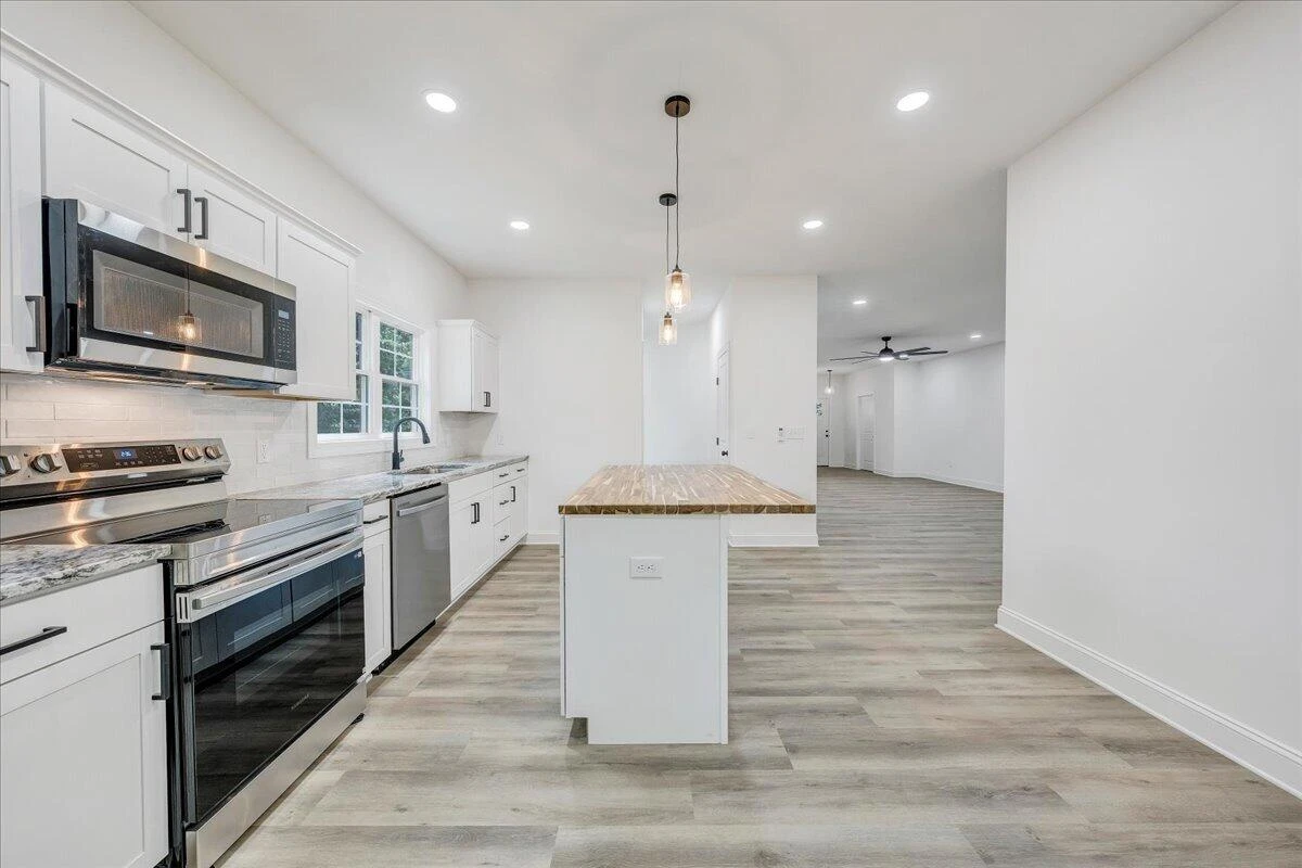 289 Spring Chase DR - Photo 17