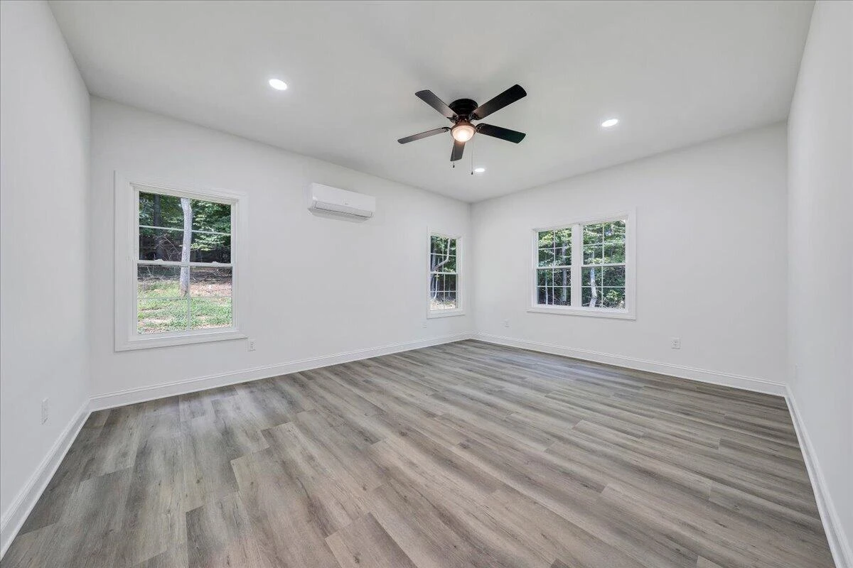 289 Spring Chase DR - Photo 21