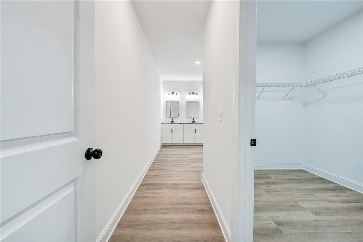 289 Spring Chase DR - Photo 24