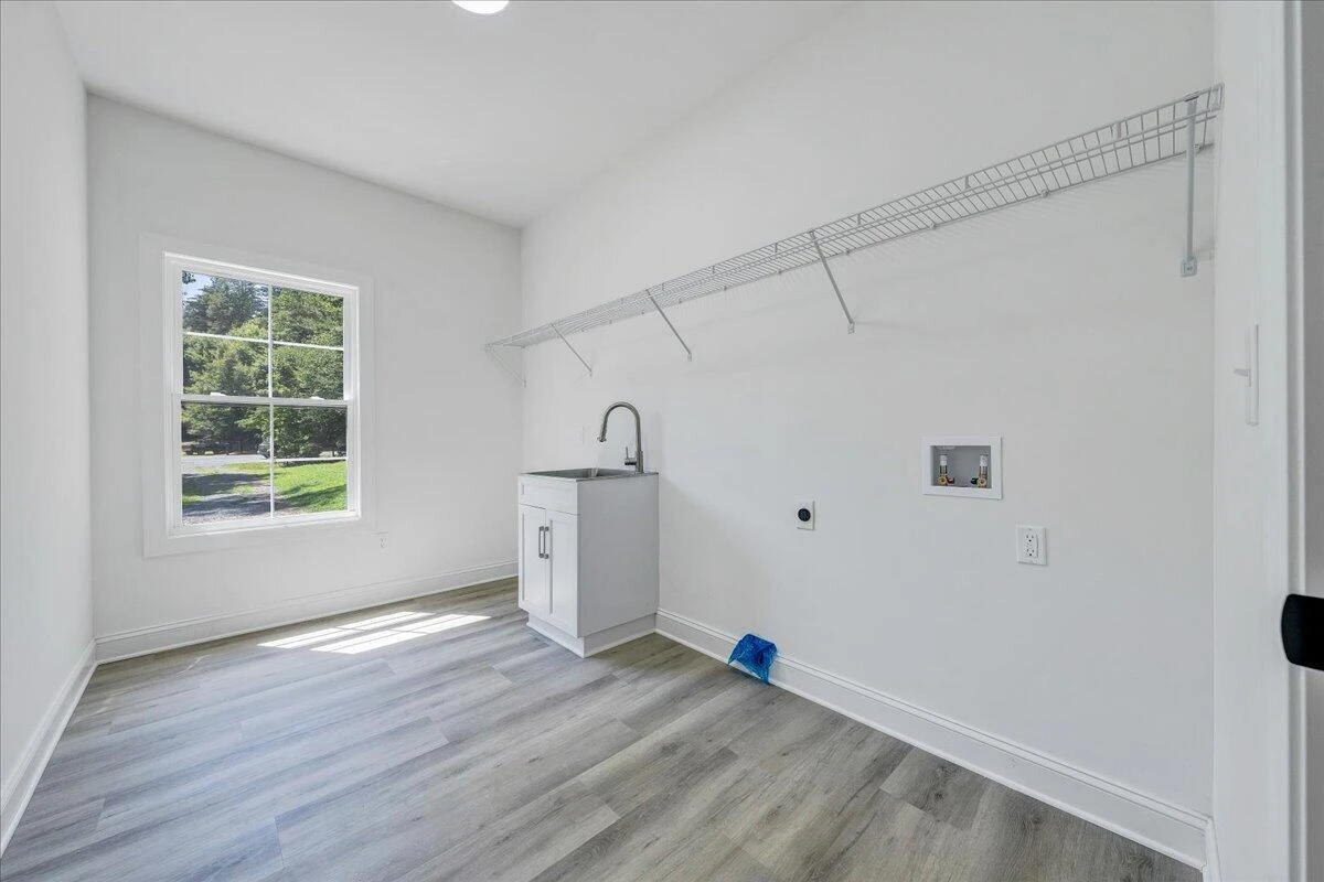 289 Spring Chase DR - Photo 33
