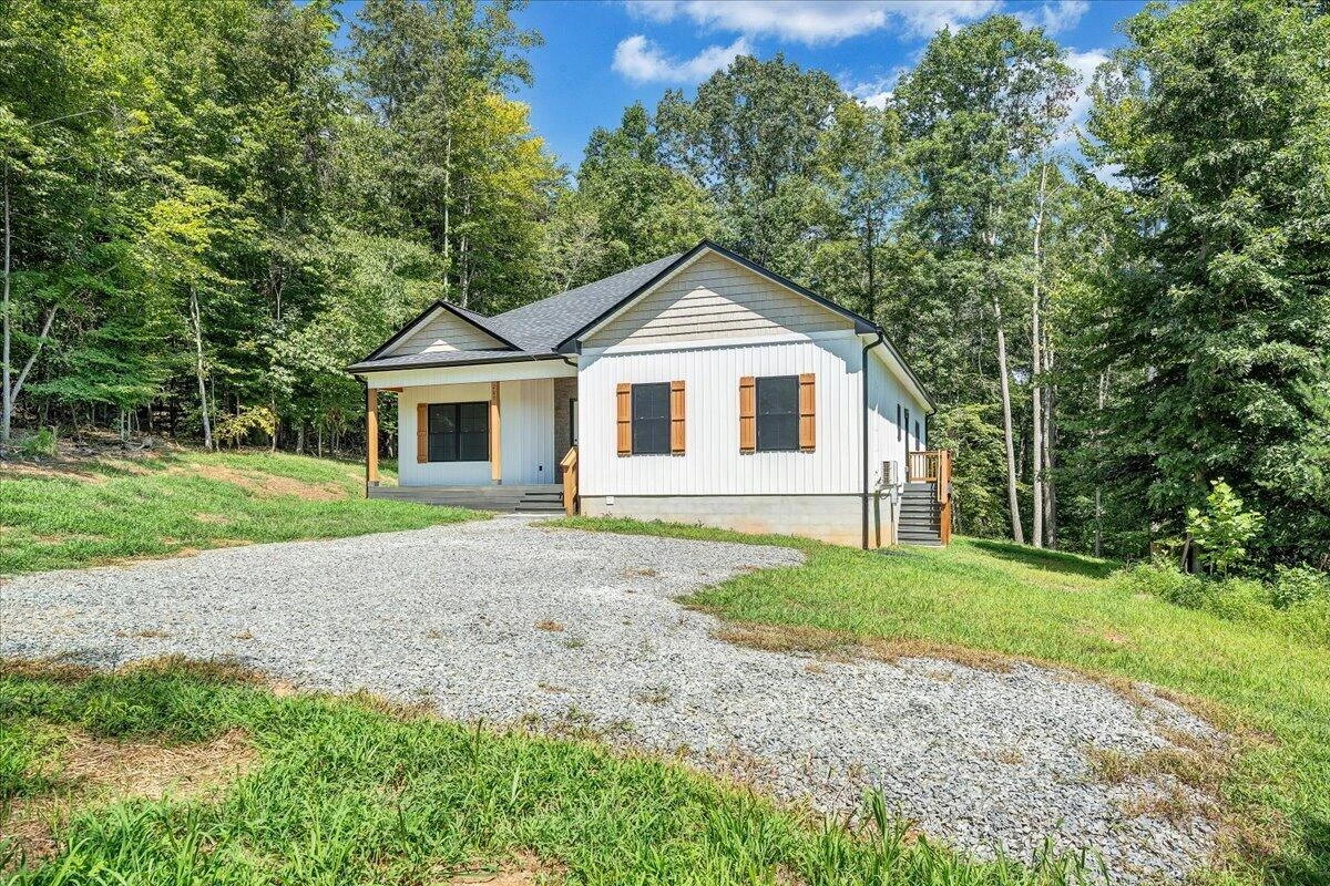 289 Spring Chase DR - Photo 44