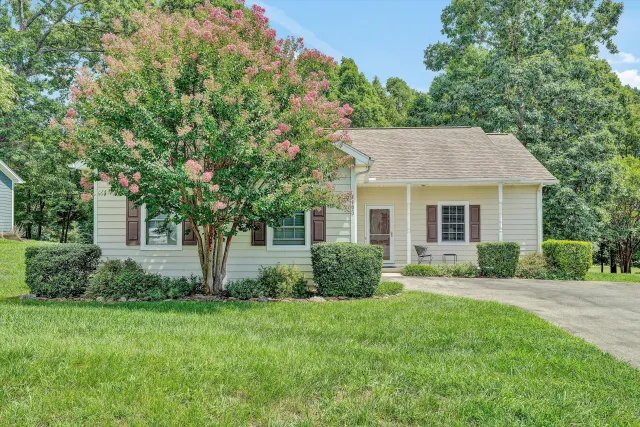 1103 Joffrey DR, Huddleston, VA, 24104