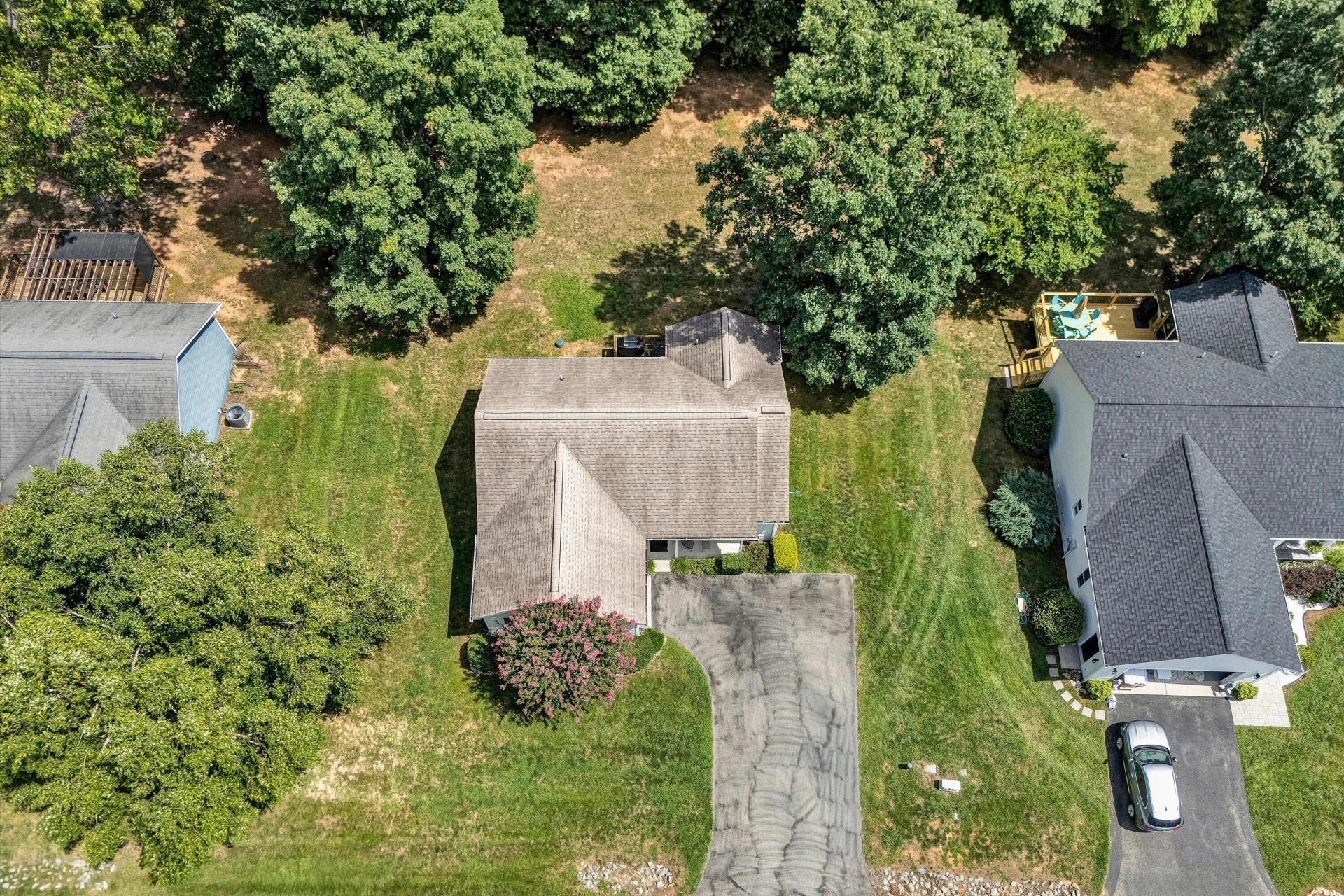 1103 Joffrey DR - Photo 5