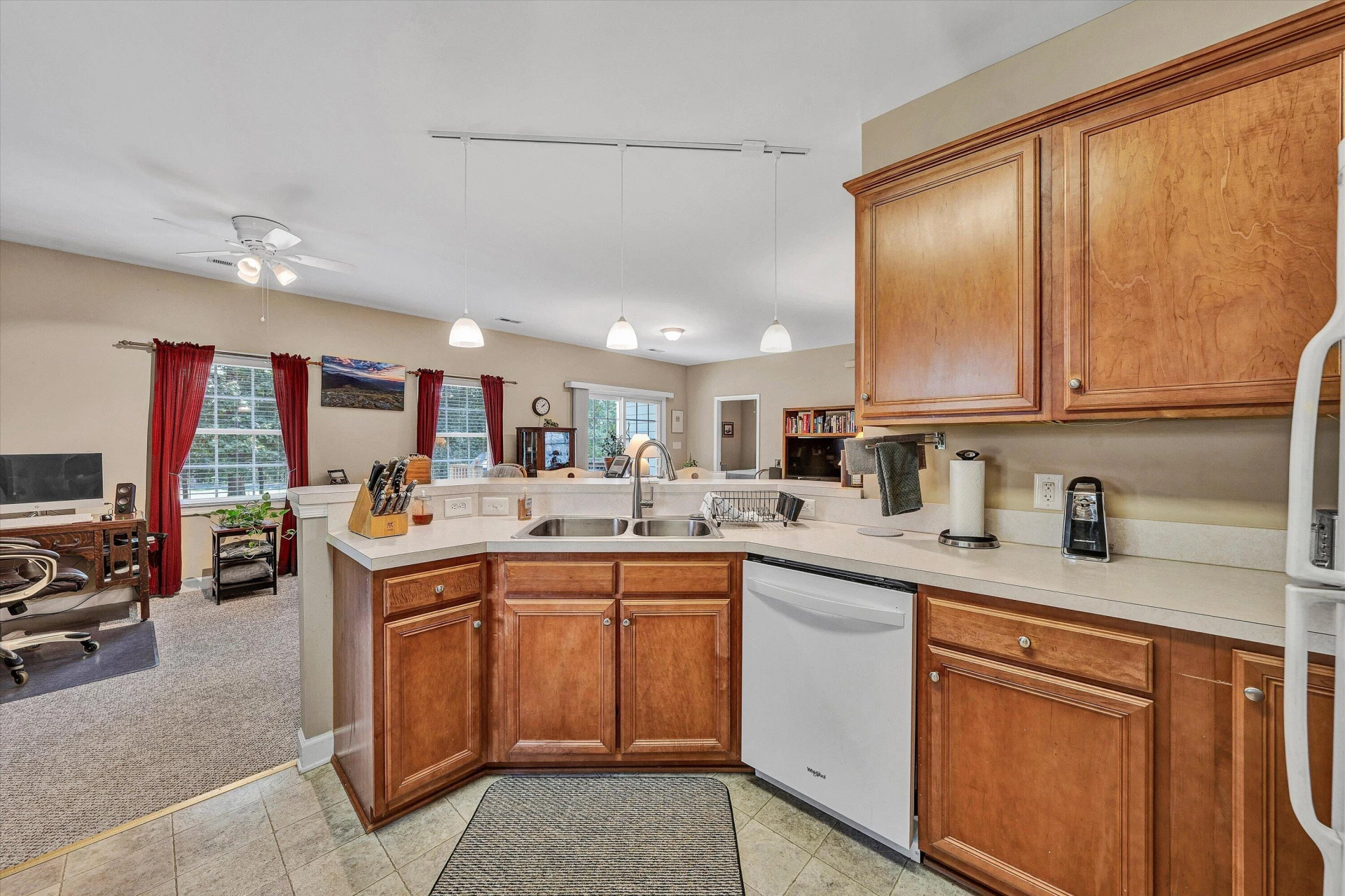 1103 Joffrey DR - Photo 19